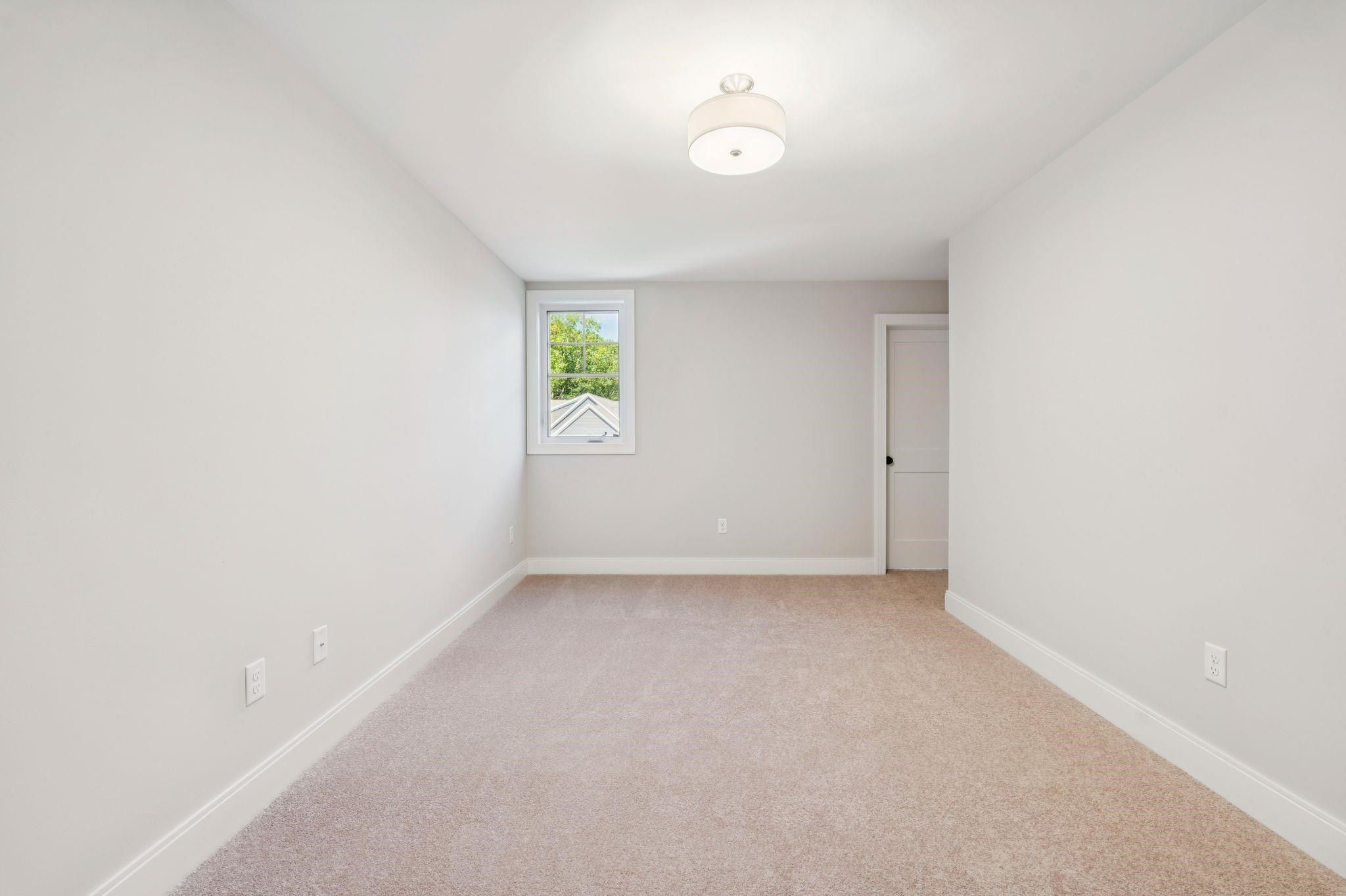 24 Coastal Ridge Lane. North Hampton, NH 03862