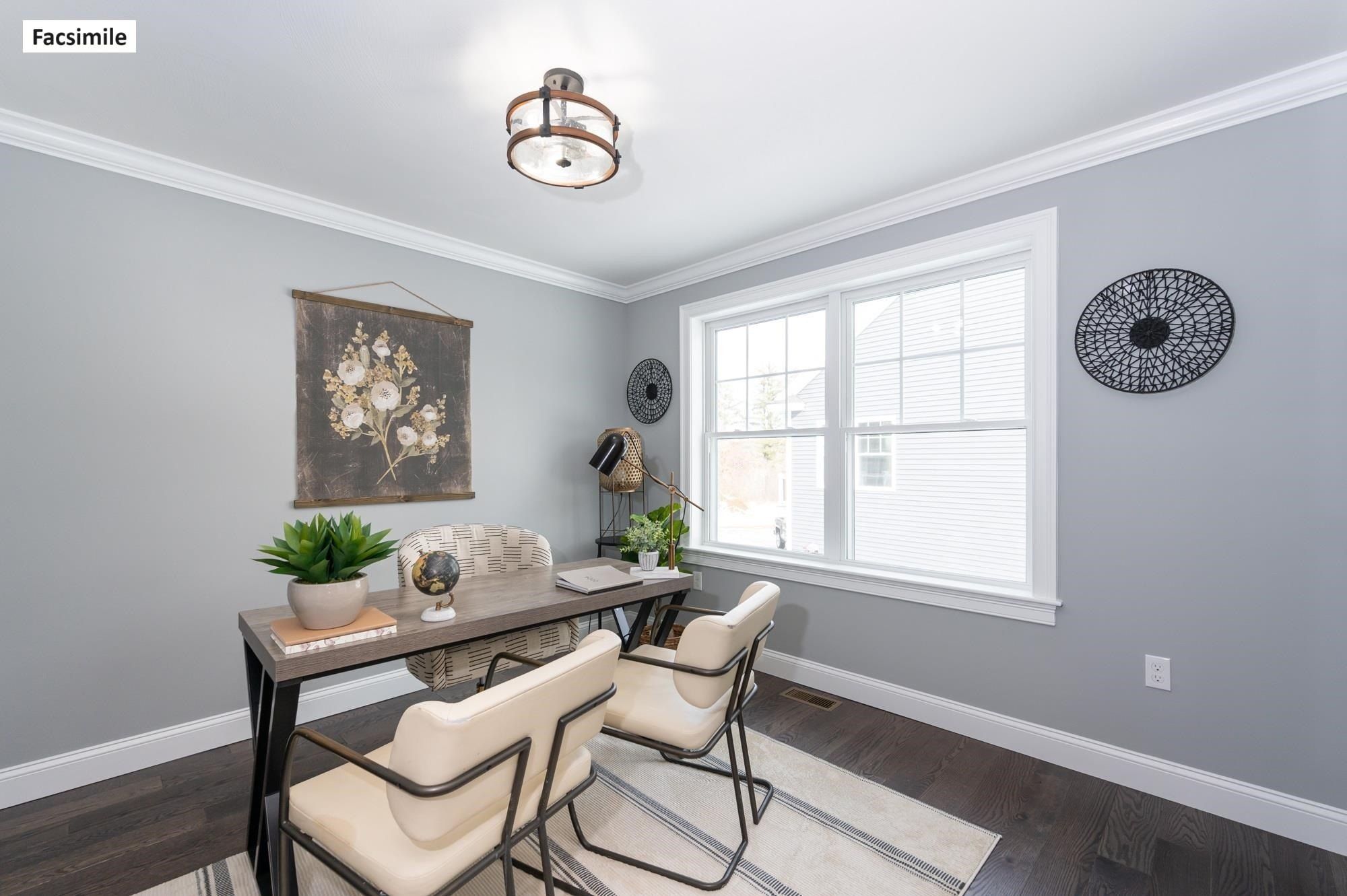 17 Atkinson Circle. Hudson, NH 03051