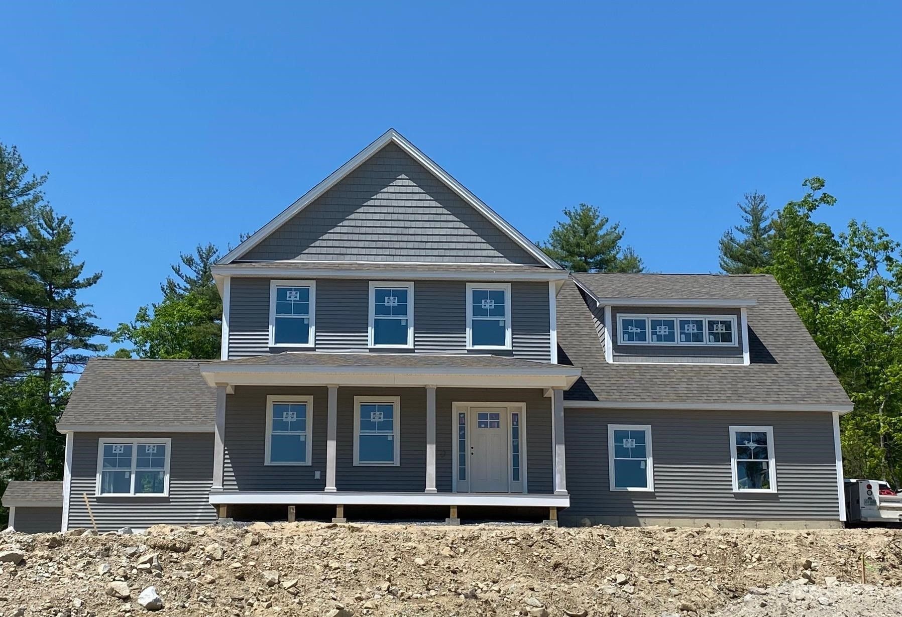 14 Lorenzos Lane. Hollis, NH 03049