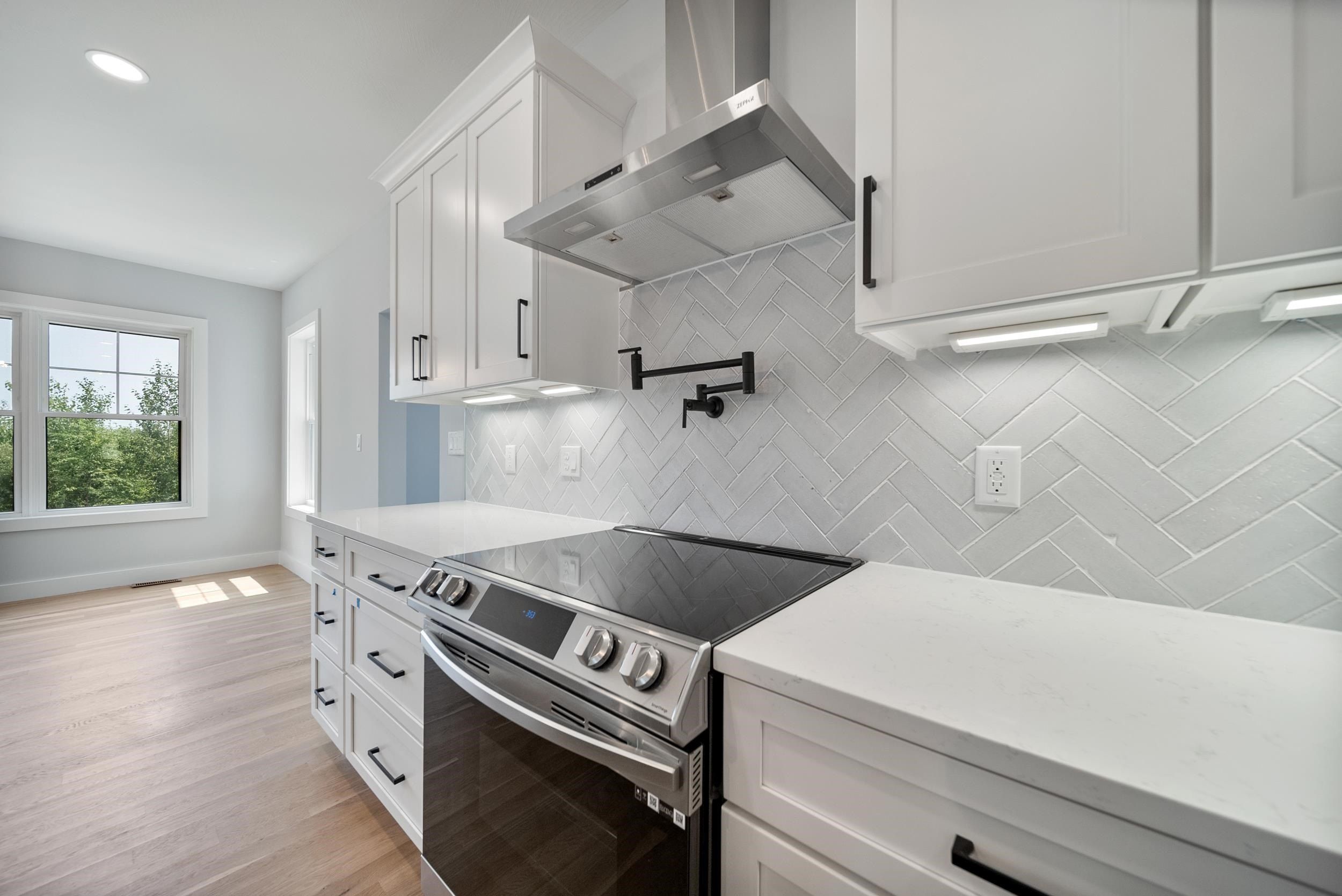 10A Oakland Ridge Road. Pelham, NH 03076