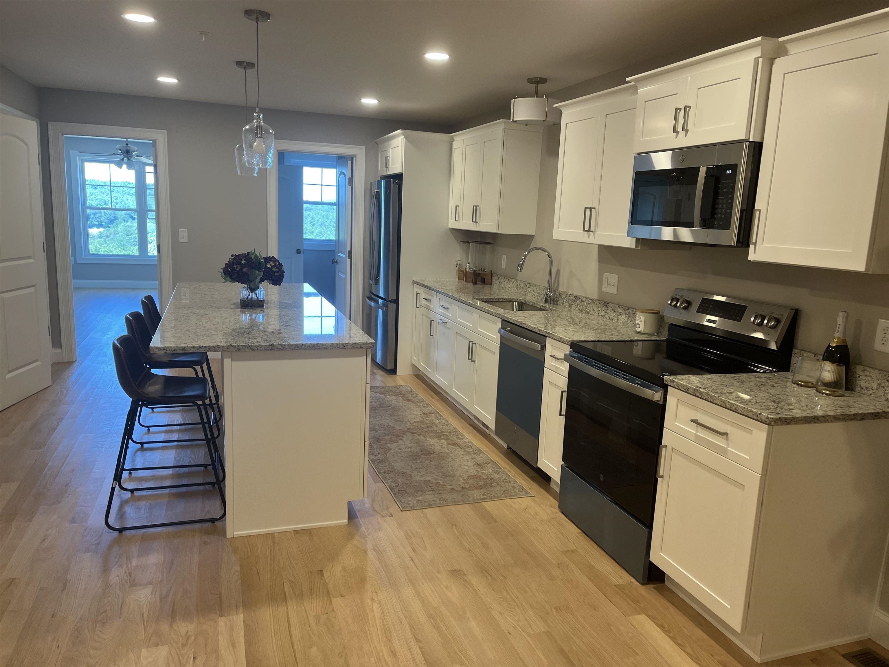 4 Cypress Lane. Windham, NH 03087