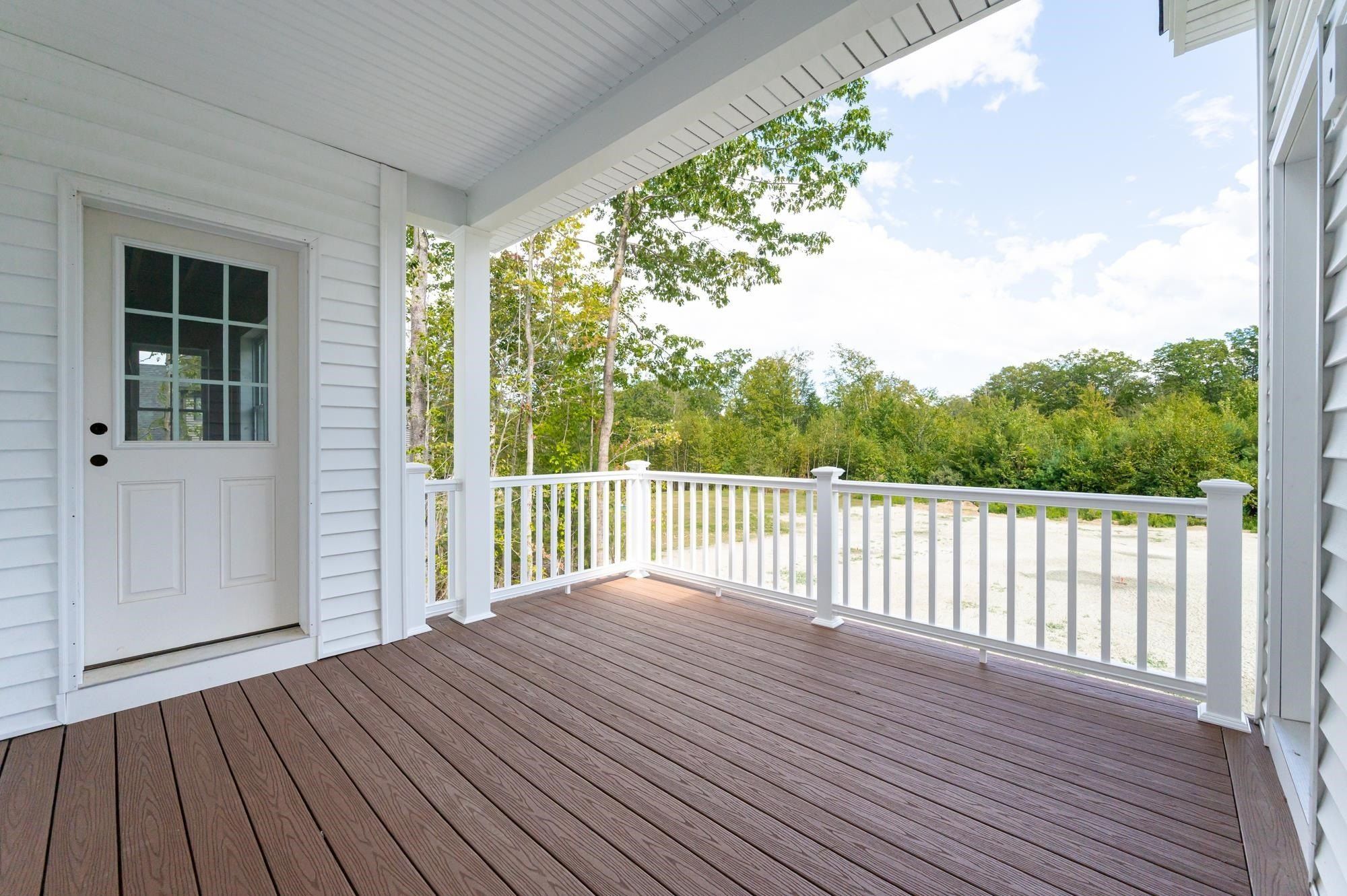 32 Colby Farm Road. Chester, NH 03036