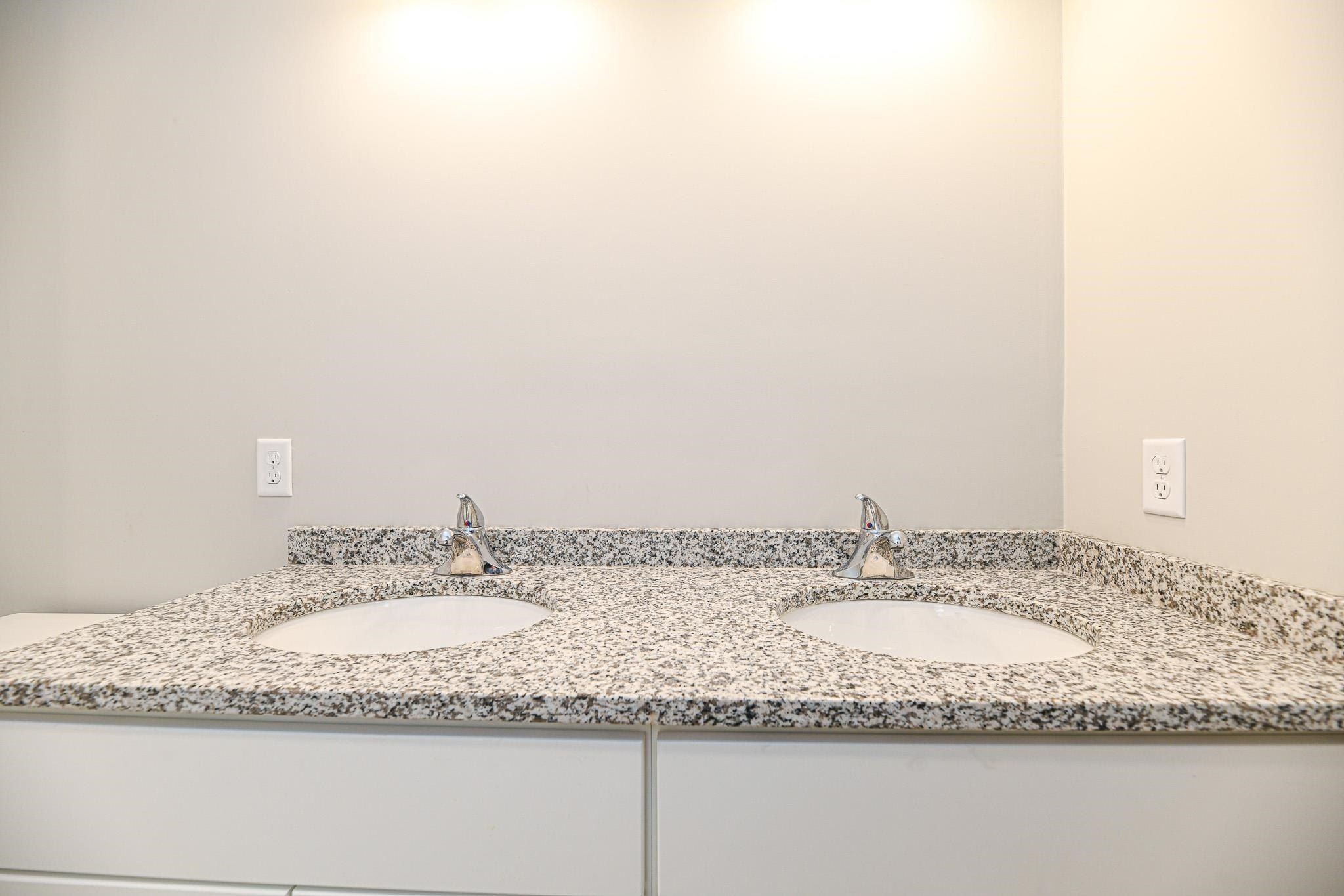 1 Delphi Way. Londonderry, NH 03053