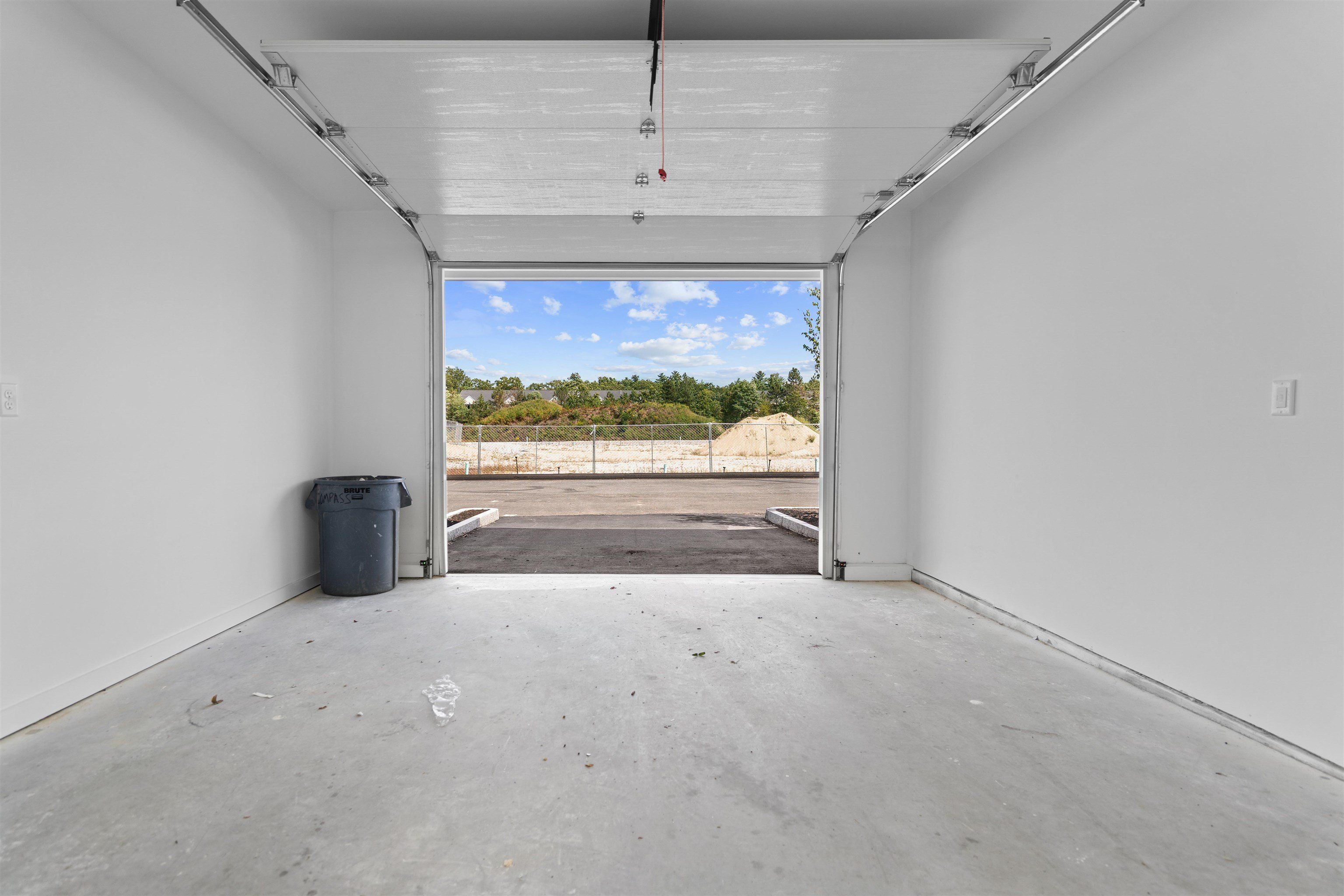 4 Tanager Circle. Concord, NH 03301