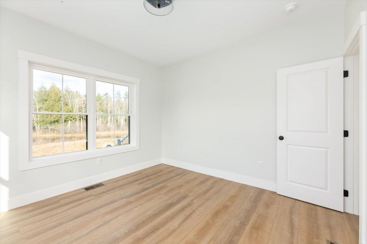 18 Roberts Drive. Jaffrey, NH 03452