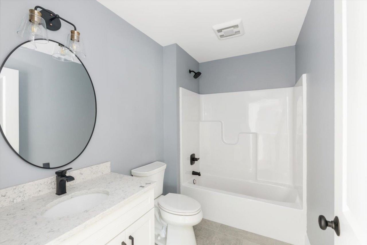 40 Roberts Drive. Jaffrey, NH 03452