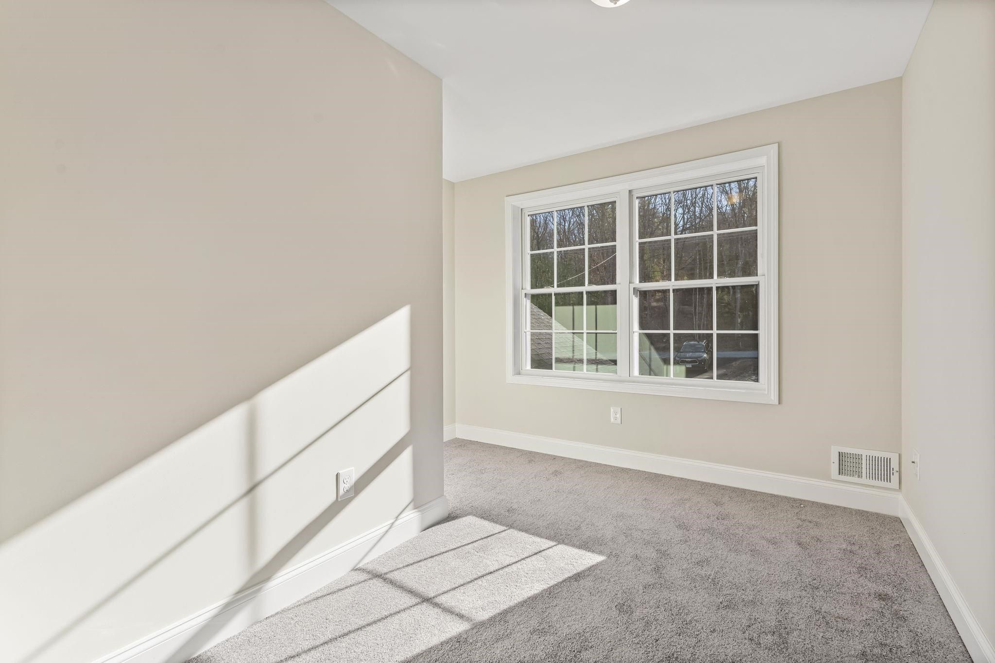 293 Queen Street. Boscawen, NH 03303