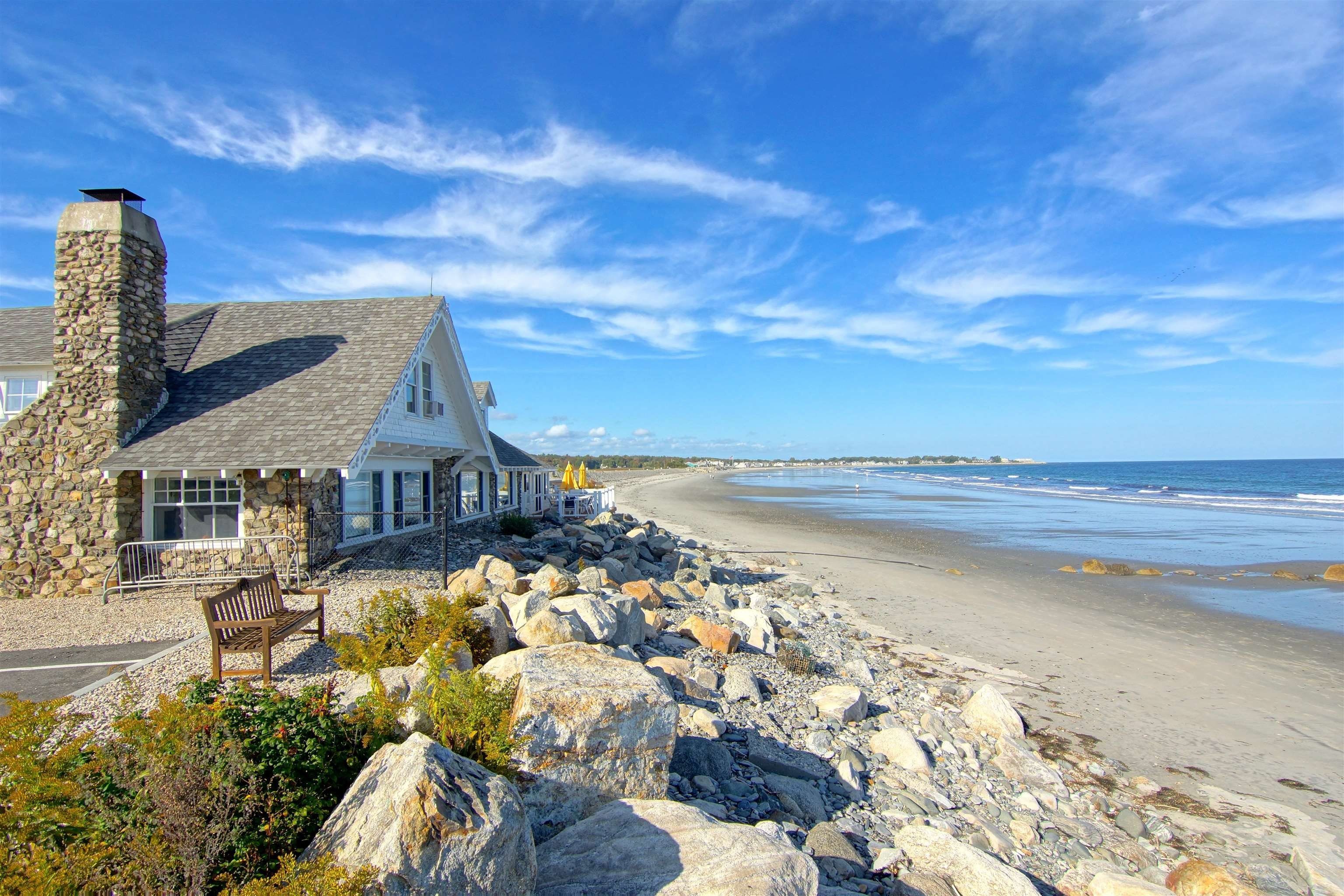 24 Kasnet Drive. Rye, NH 03870