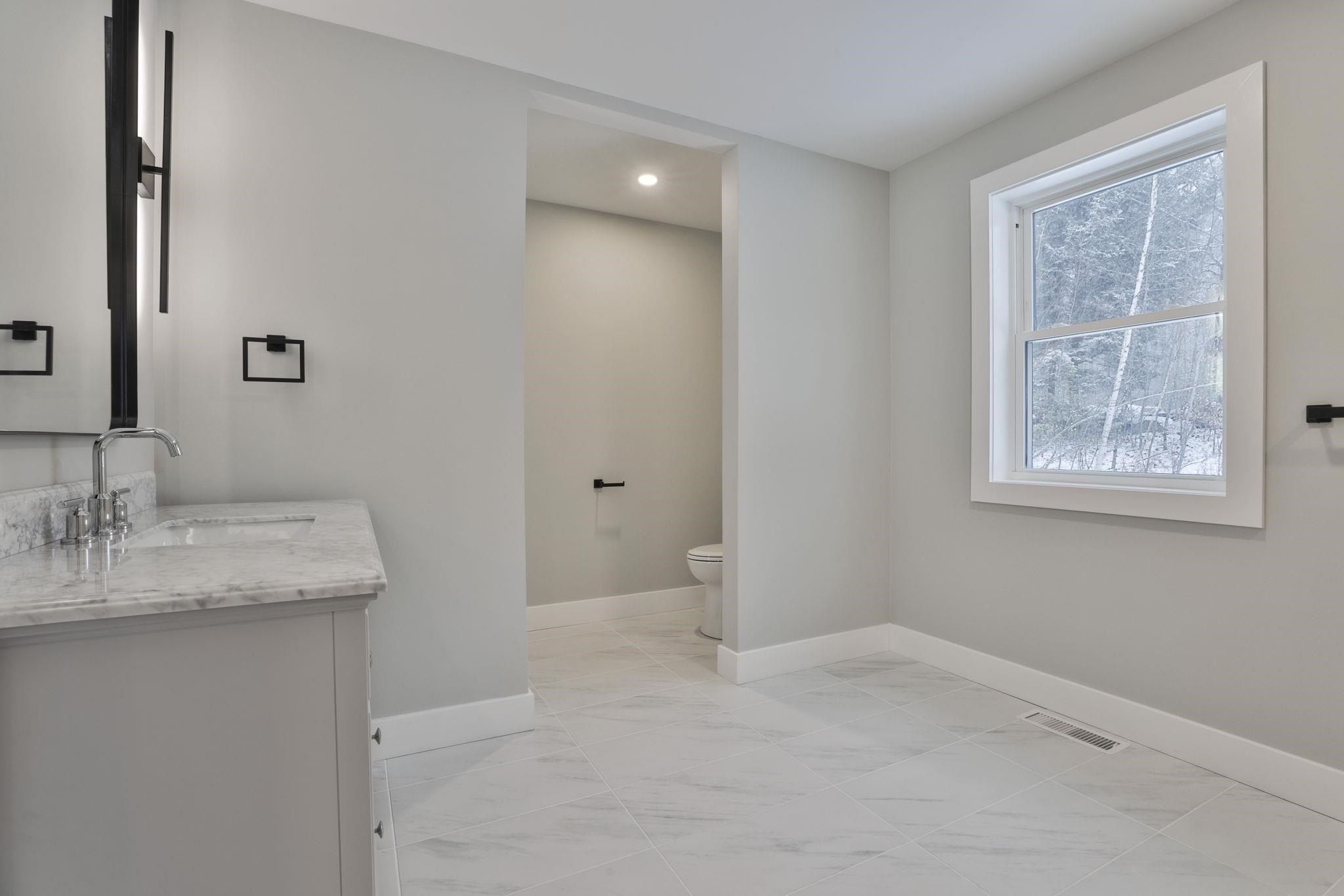 16 Thompson Crossing Road. Antrim, NH 03440