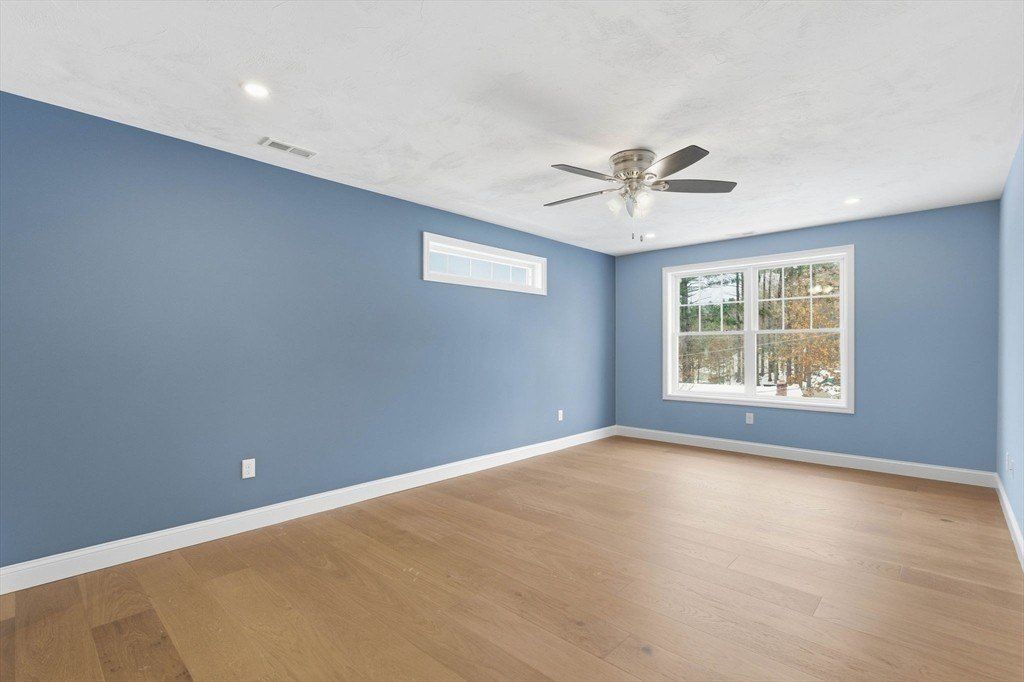 9 Michelle Drive. Nashua, NH 03062