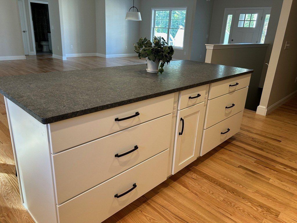 31 Juliana Ave. Nashua, NH 03064