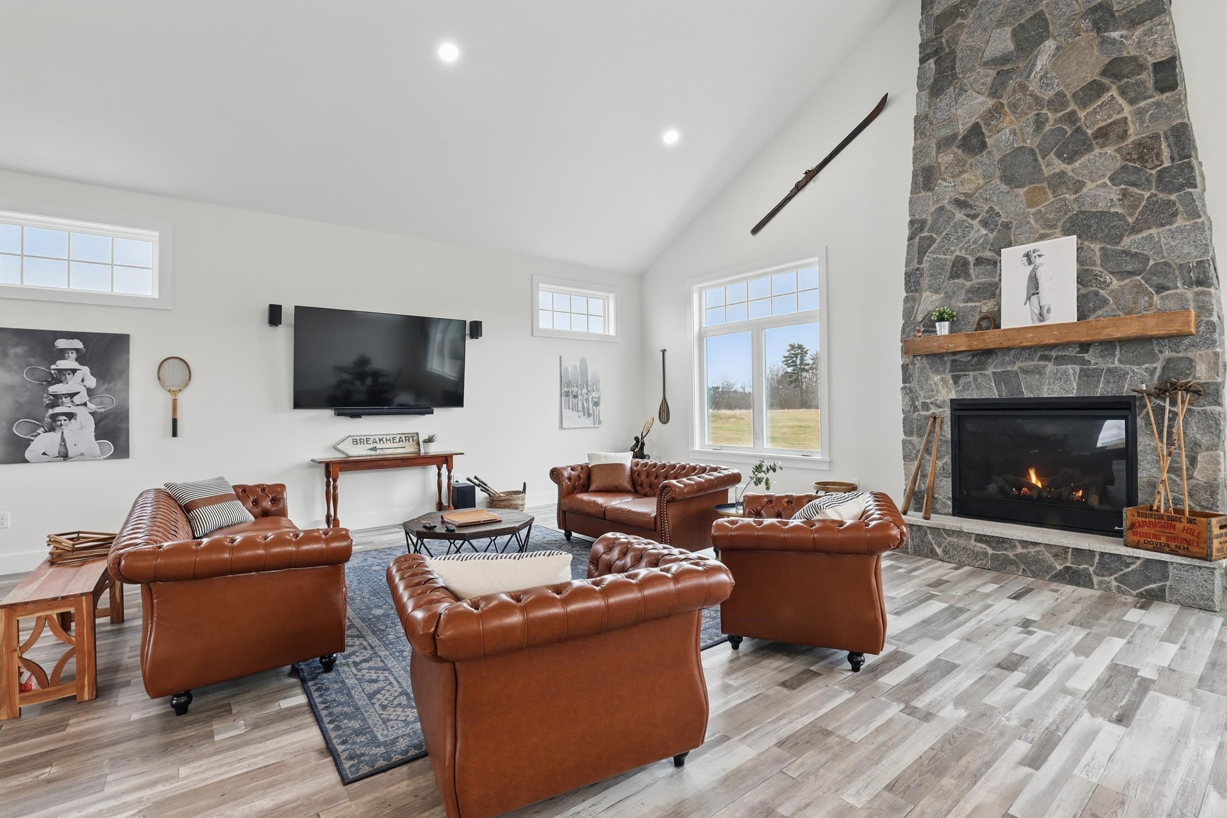 17 Brook Circle Road. Northwood, NH 03261