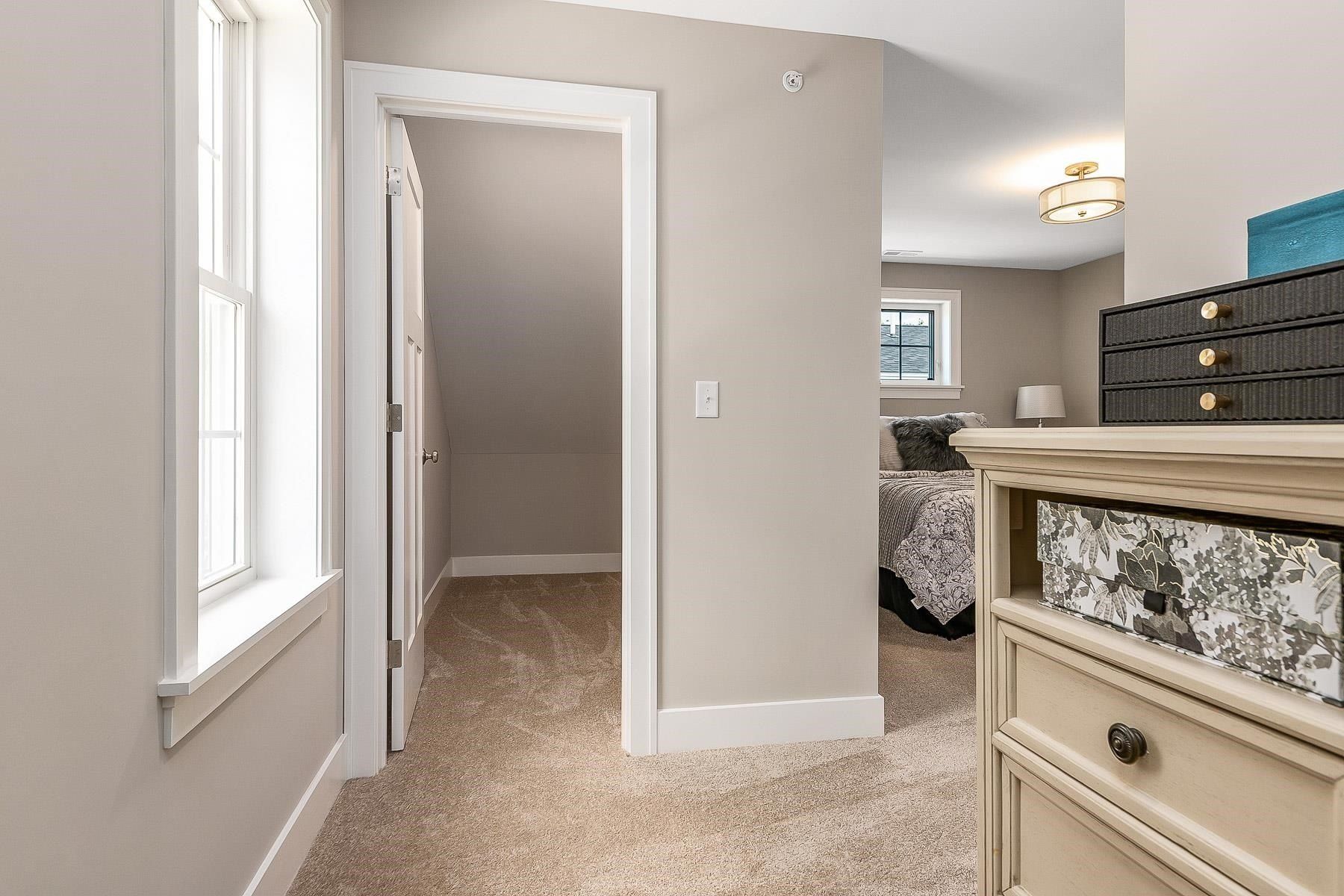 35 Eden Lane. Portsmouth, NH 03801