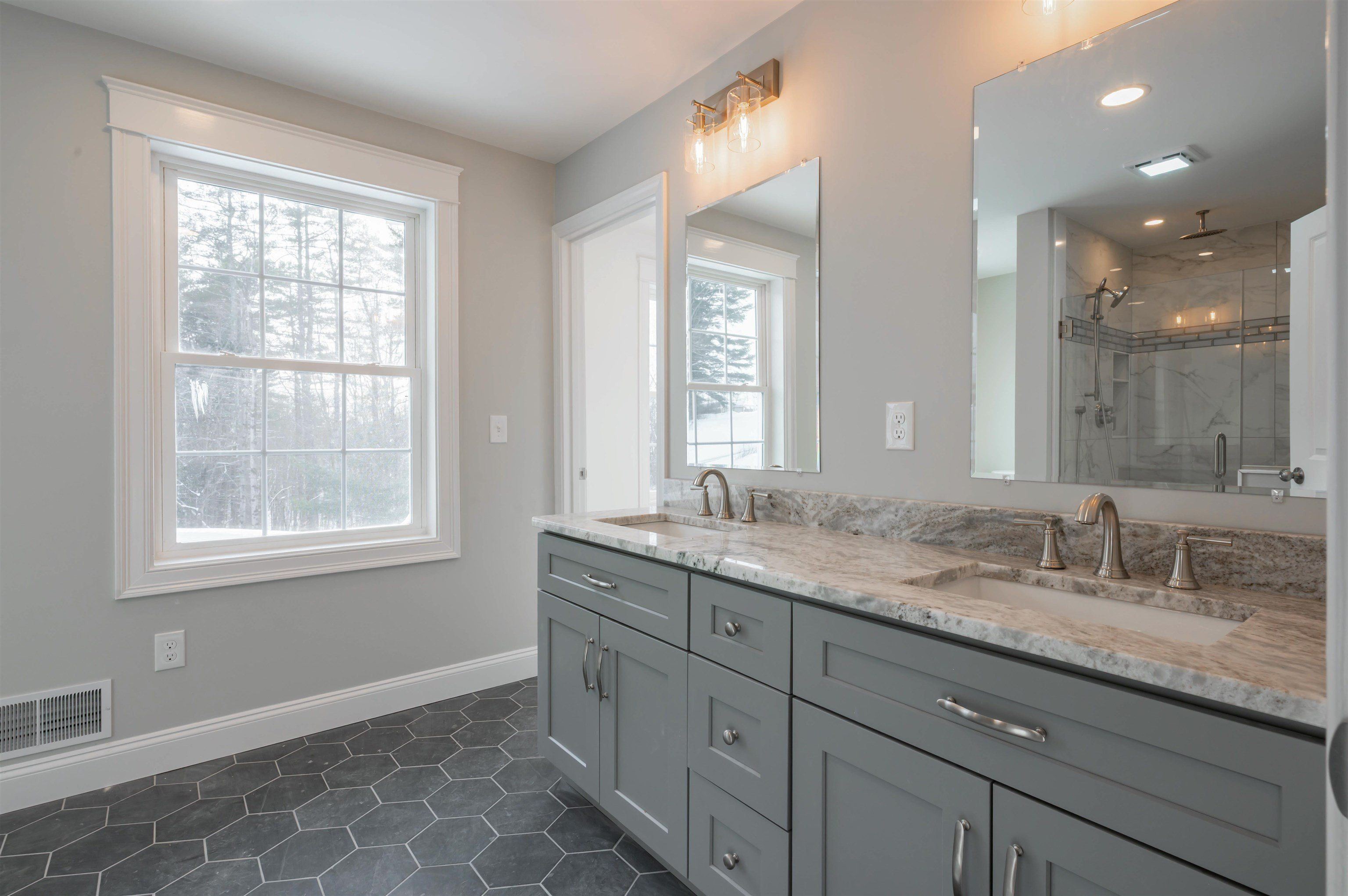 11 Nash Lane. Epsom, NH 03234