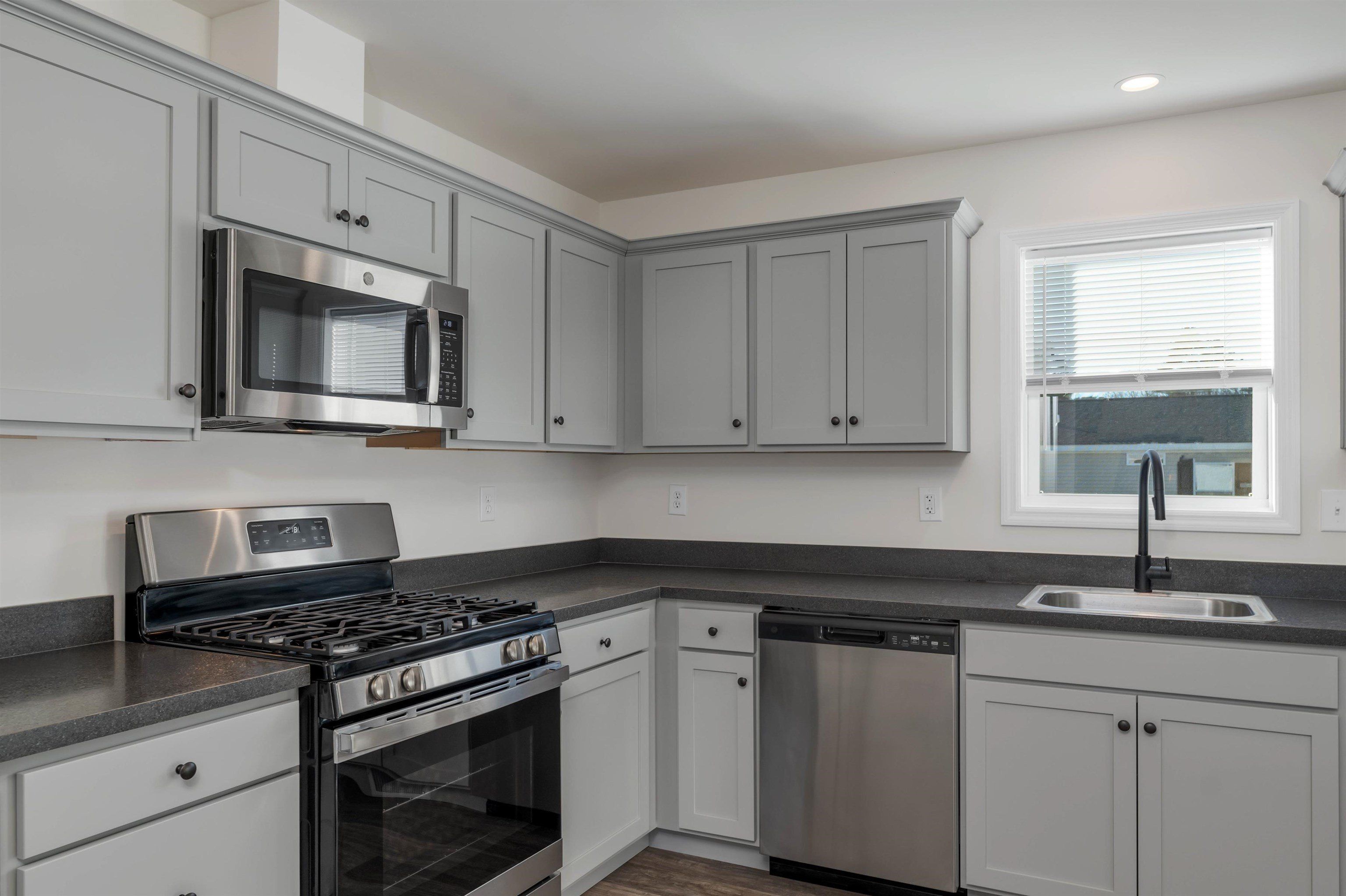 18B Wildflower Lane. Plymouth, NH 03264