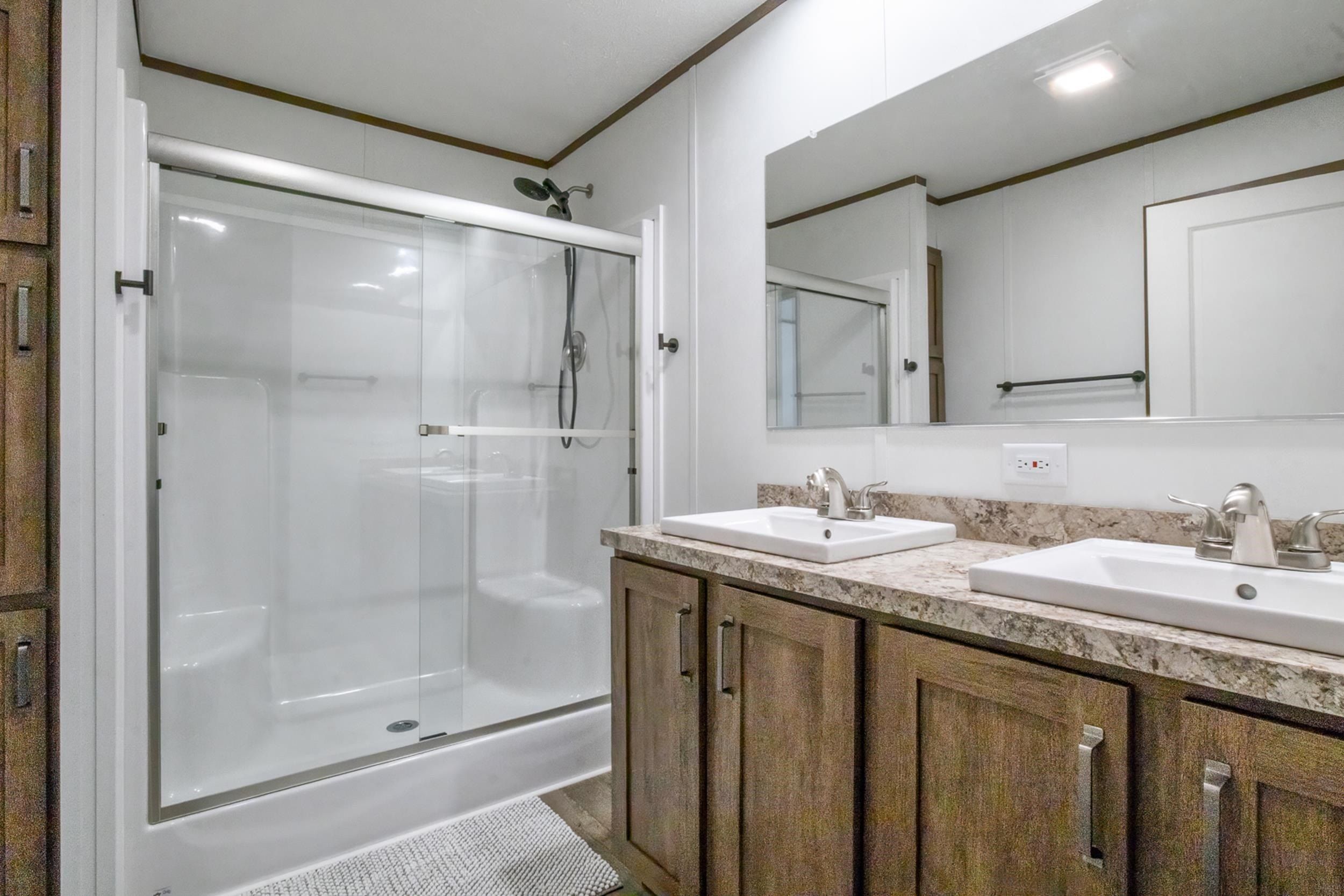 79 Diamondback Drive. Rochester, NH 03867