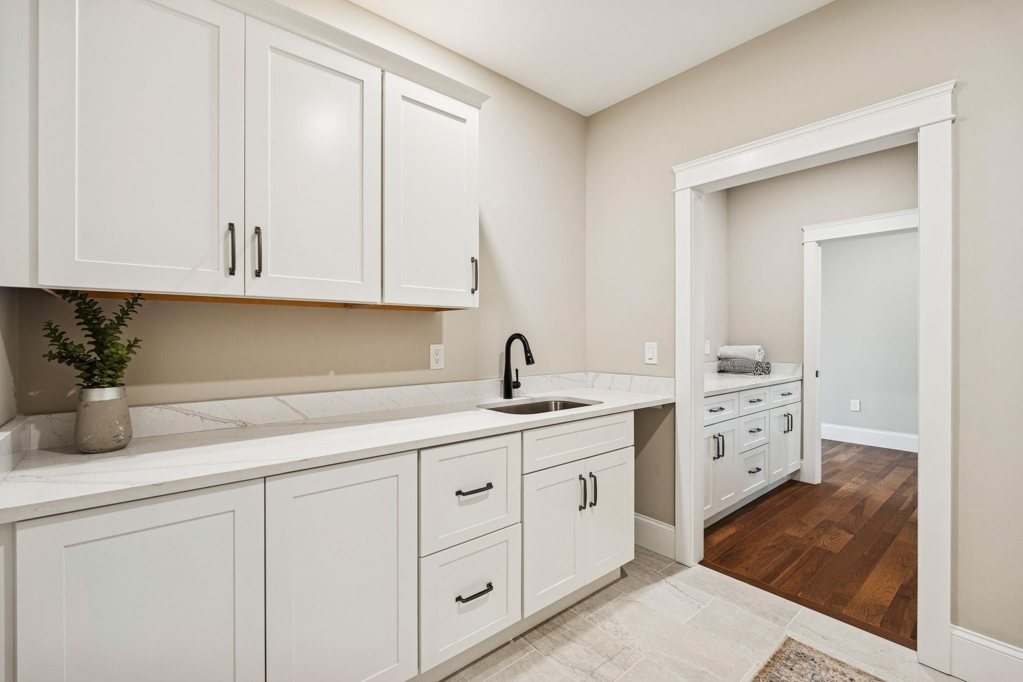 71 Shipwright Way. Newington, NH 03801