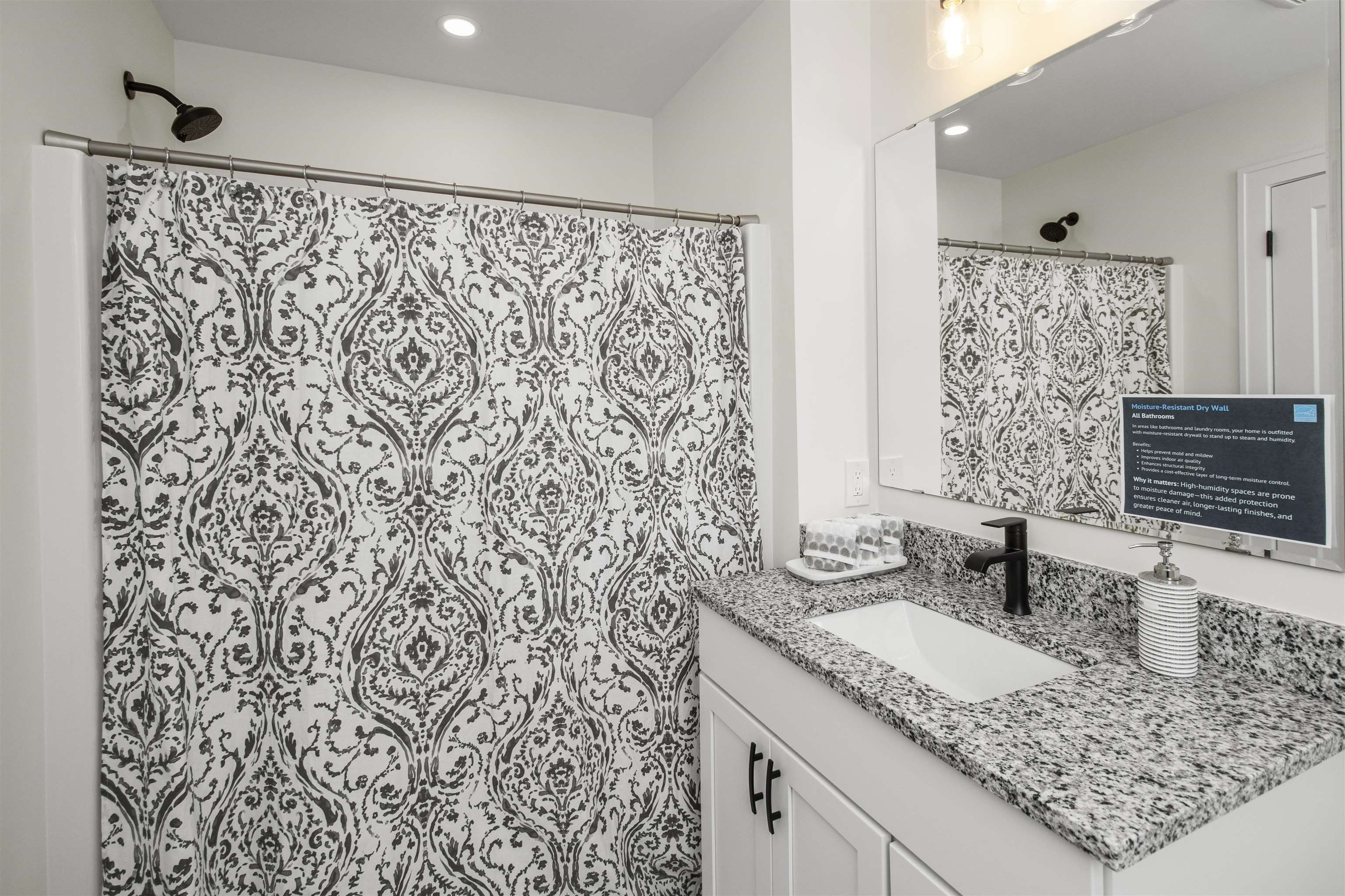 35 The Cliffs At Evergreen Evergreen Drive. Auburn, NH 03032