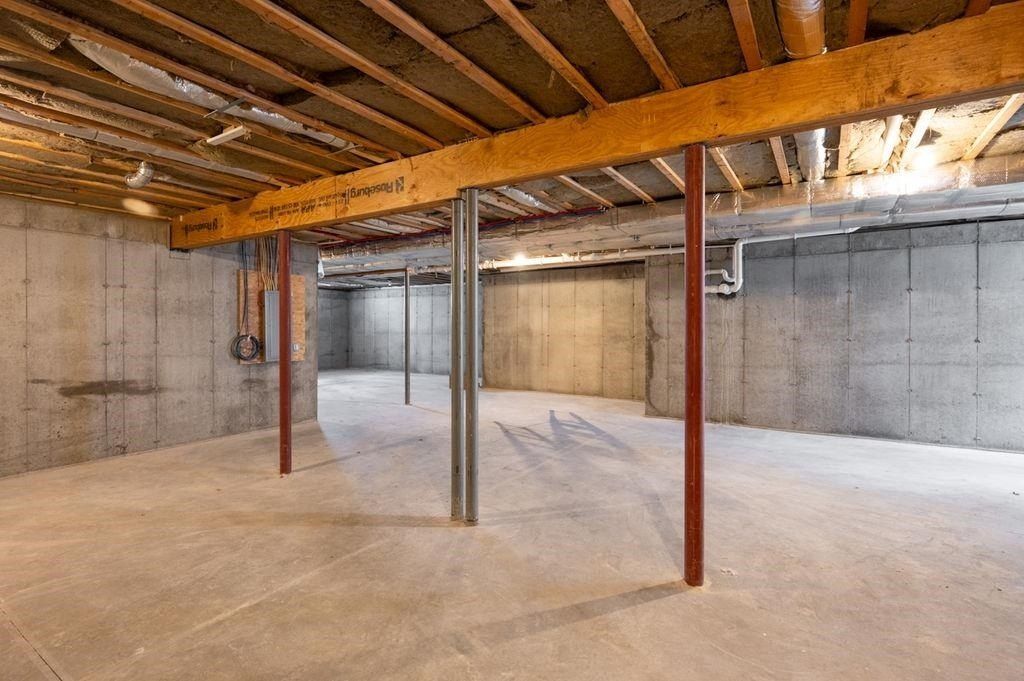 23 Winding Brook Drive. Stratham, NH 03885