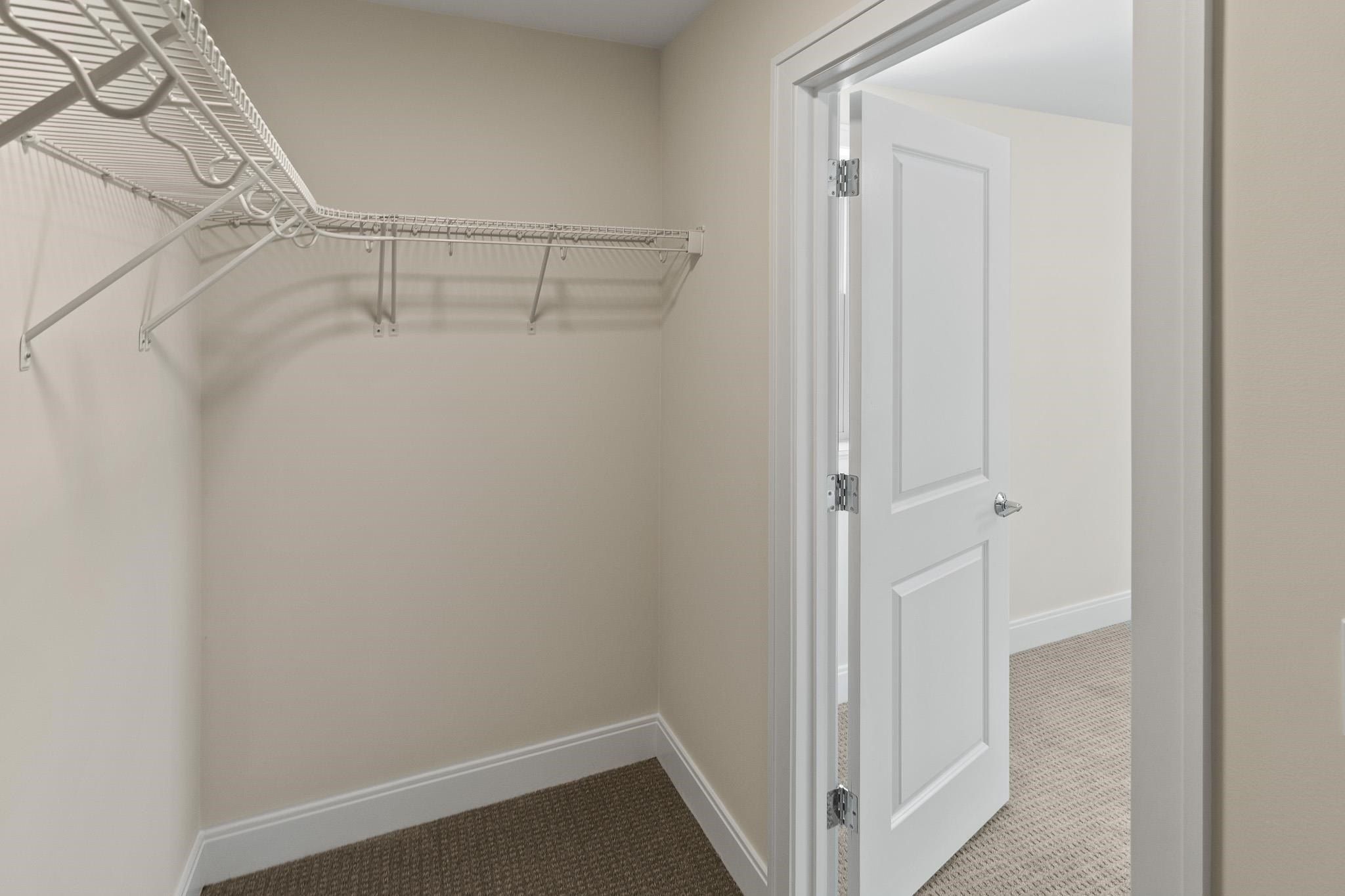 8 Megans Way. Epping, NH 03042