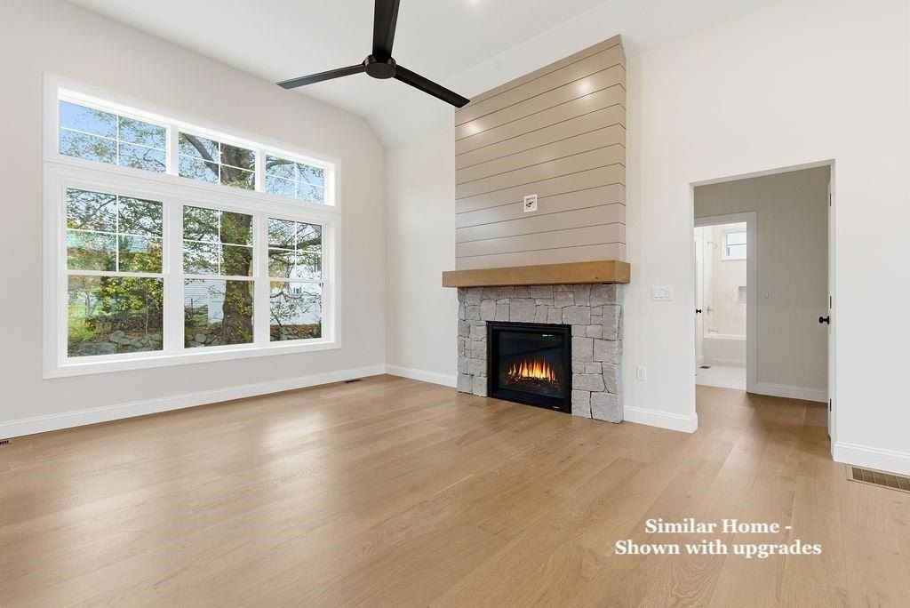 131 Dearborn Road. Greenland, NH 03840