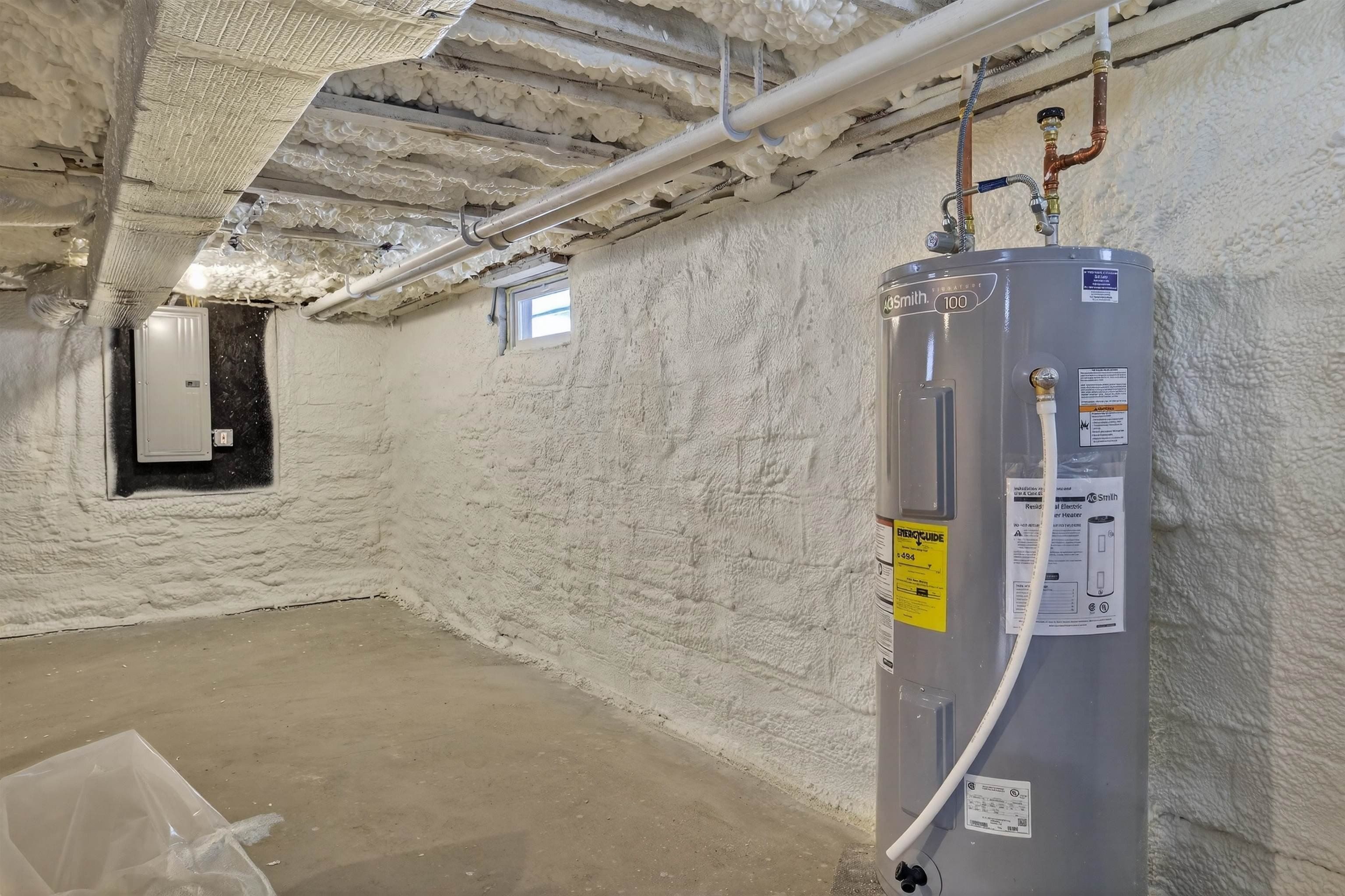 33 Mccrillis Road. Nottingham, NH 03290