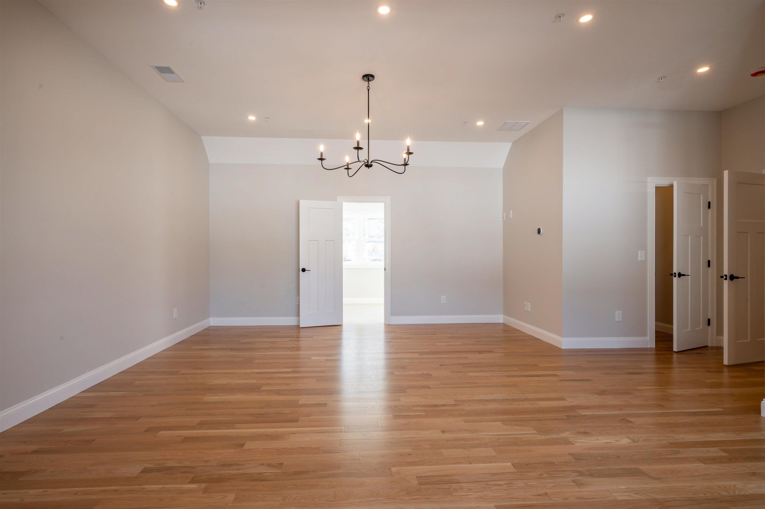 16 Carmel Road. Pelham, NH 03076