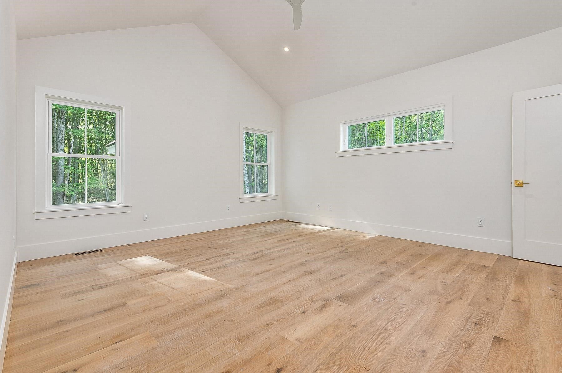 125 Wentworth Drive. Greenland, NH 03840