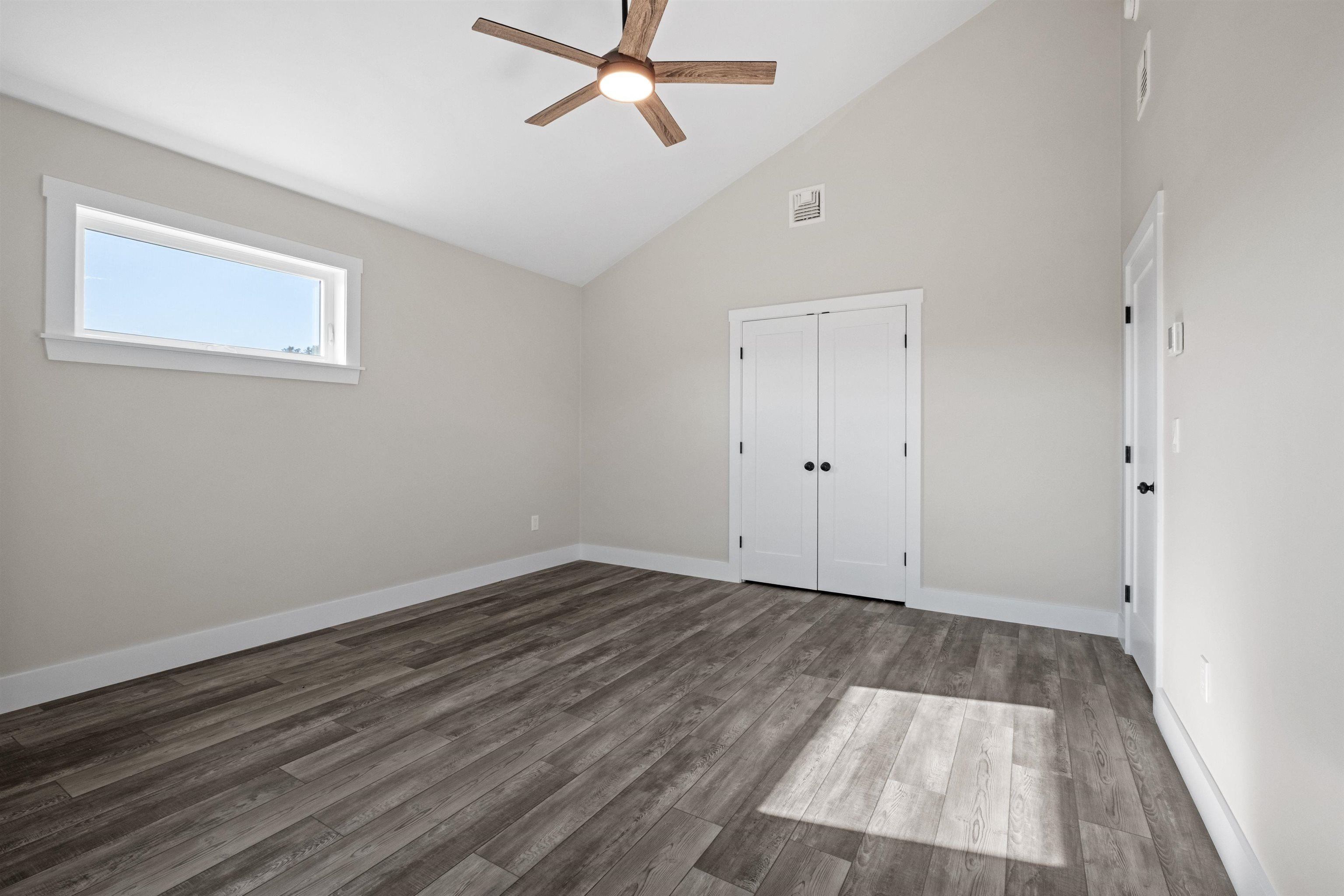 14 Melinas Way. Thornton, NH 03285