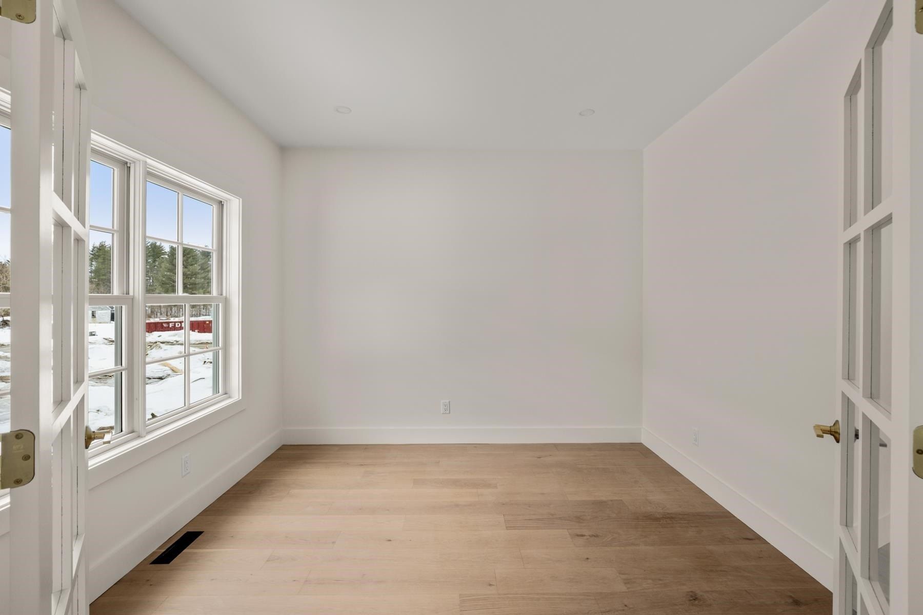 86 Wadleigh Street. Exeter, NH 03833