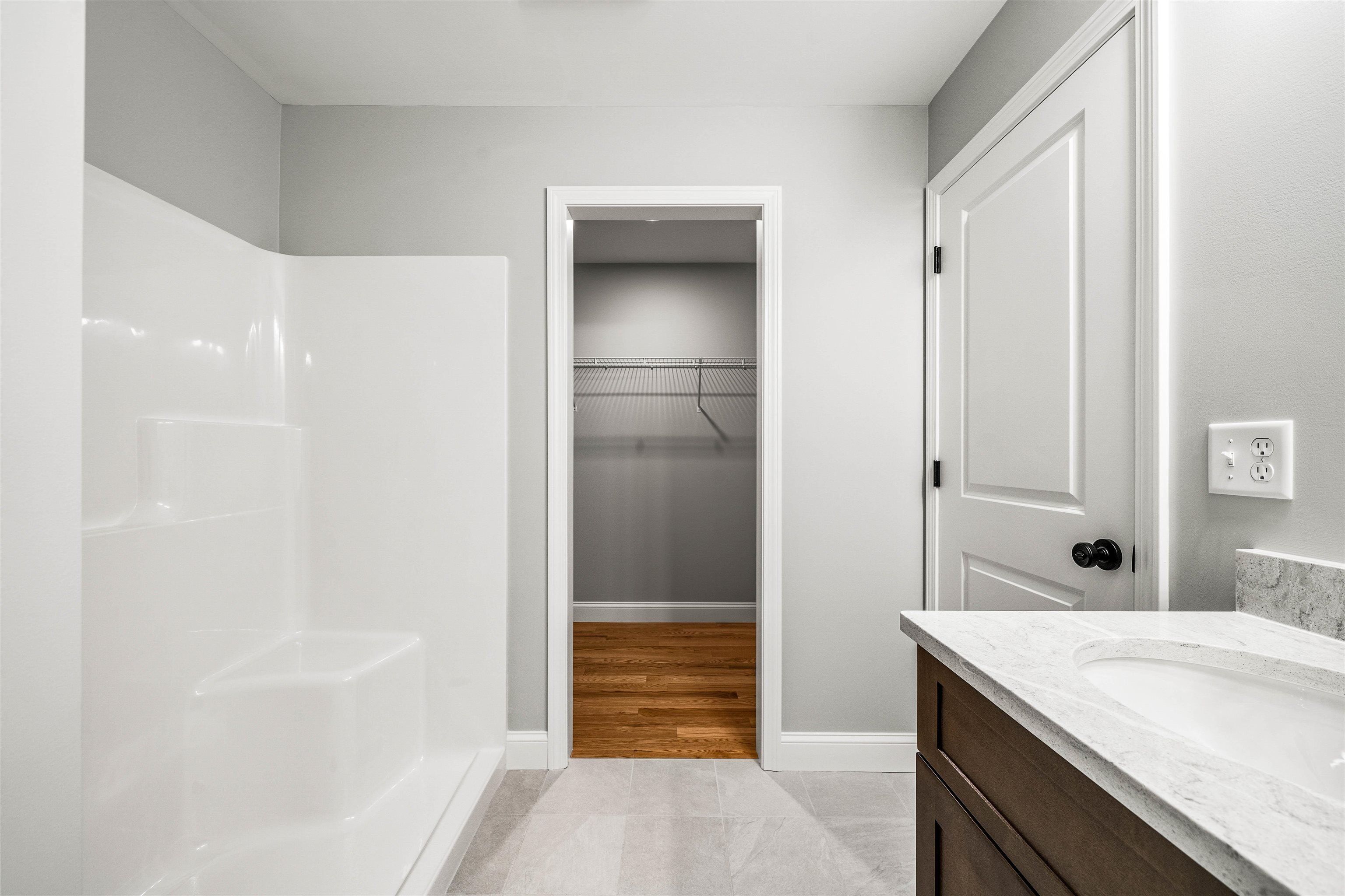 5 Daniel Street. Somersworth, NH 03878