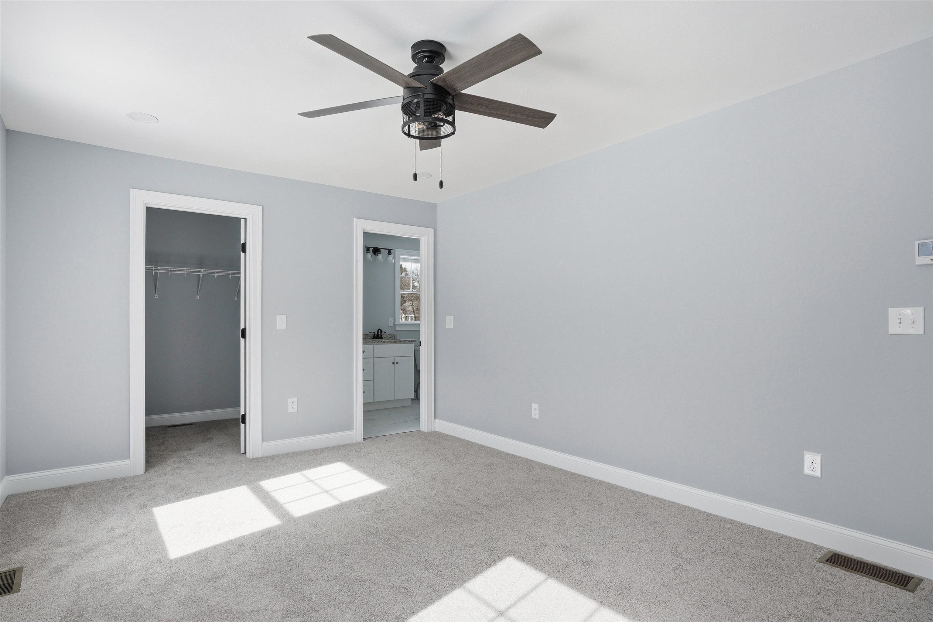 5 Talent Road. Litchfield, NH 03052