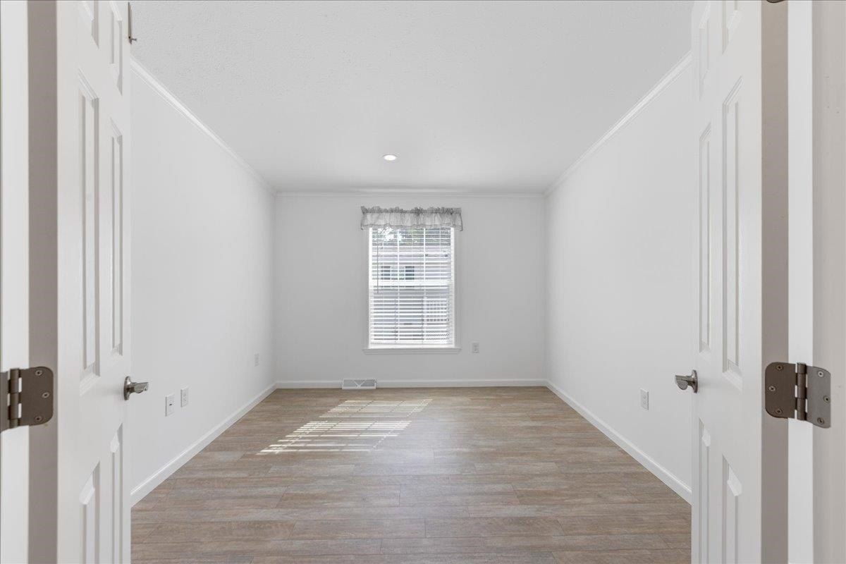 29 Lowell Road. Salem, NH 03079