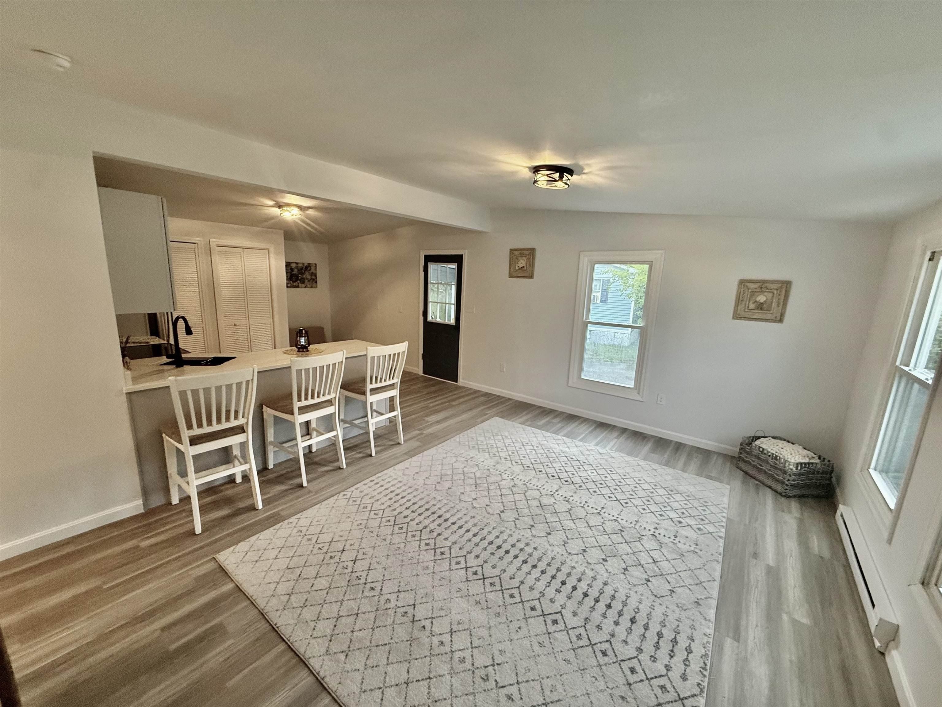 5 Nottingwood Lane. Merrimack, NH 03054