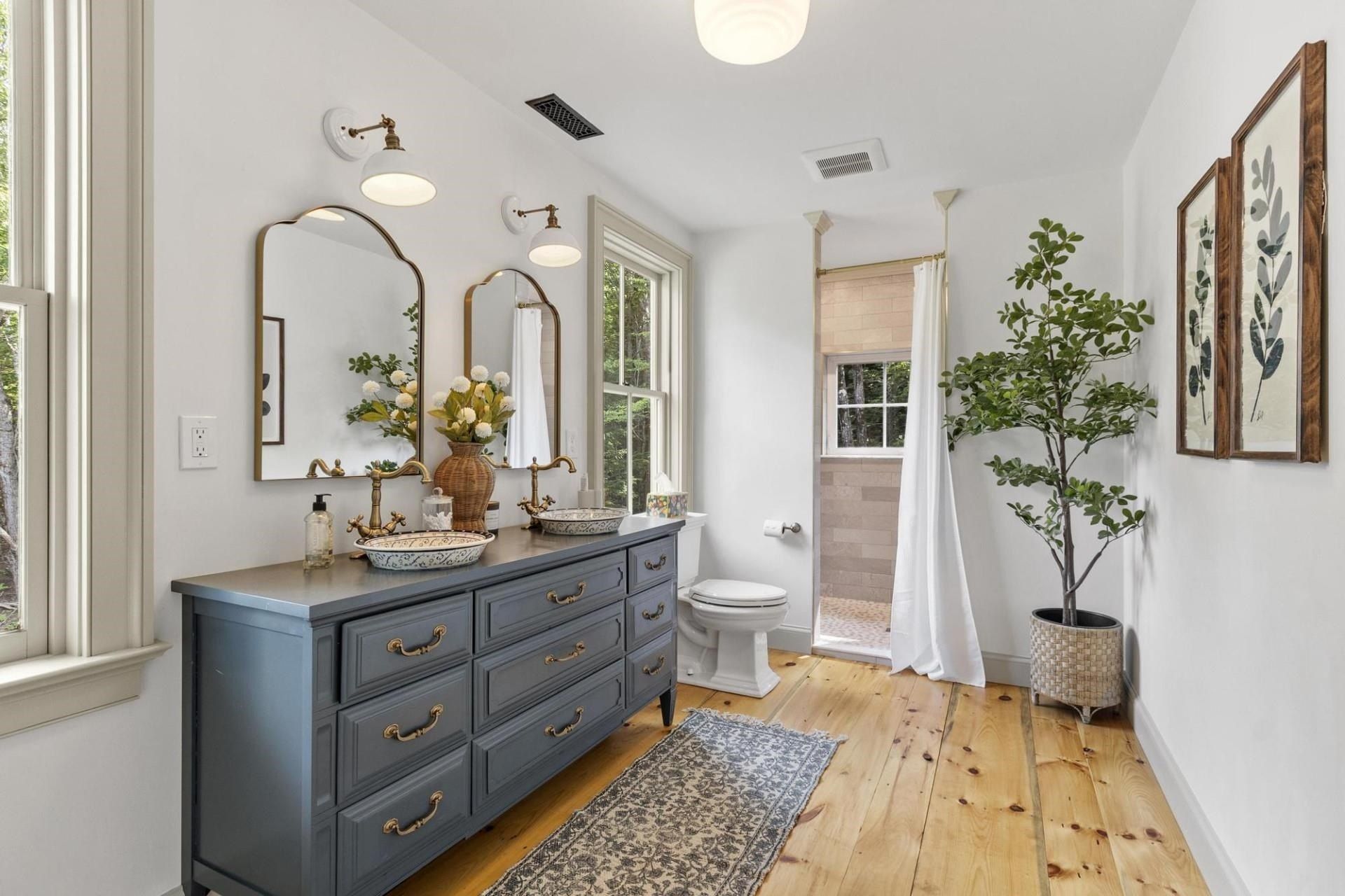 405 Mountain Road. Lyndeborough, NH 03082