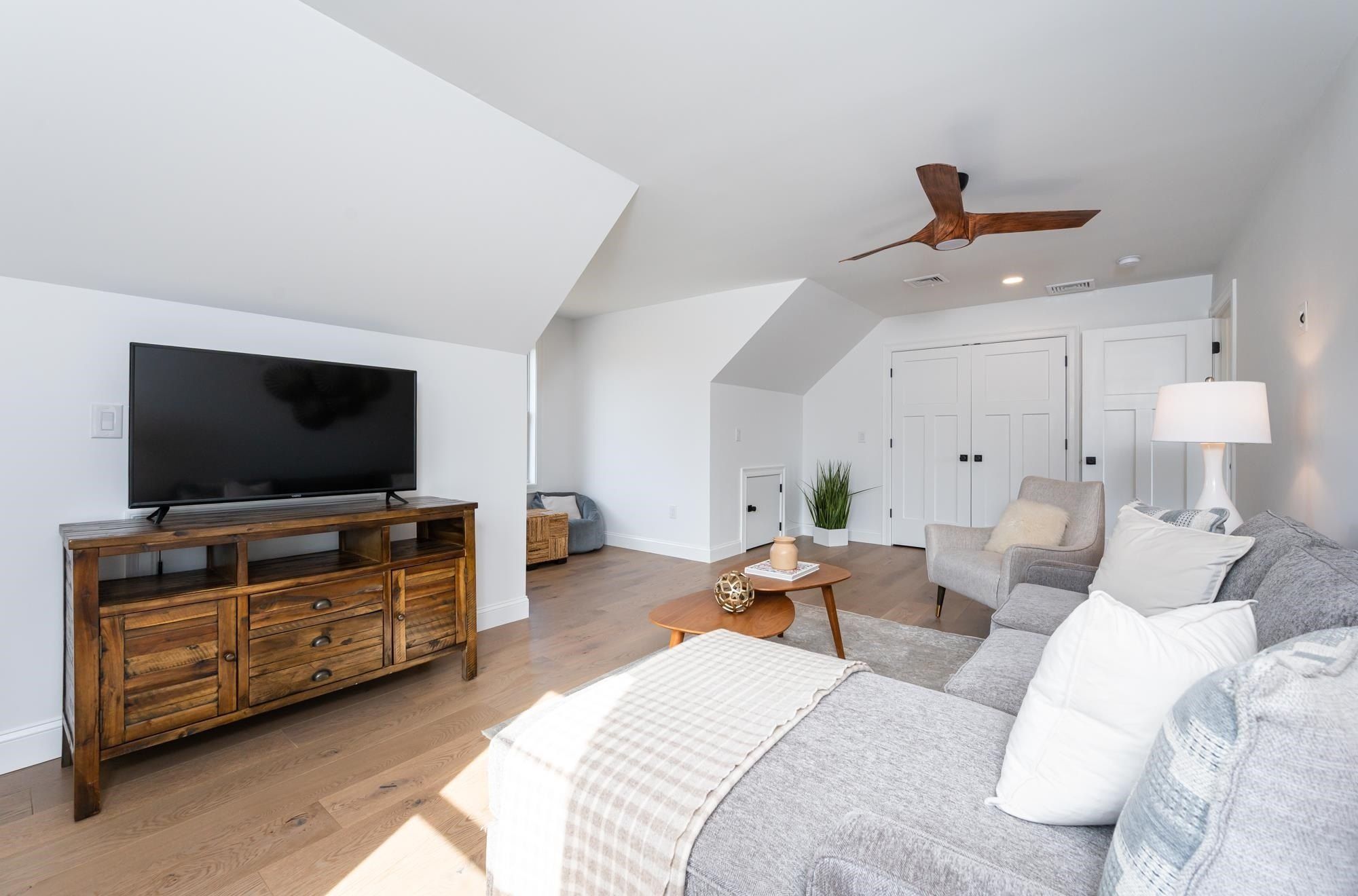 37 Colby Farm Road. Chester, NH 03036