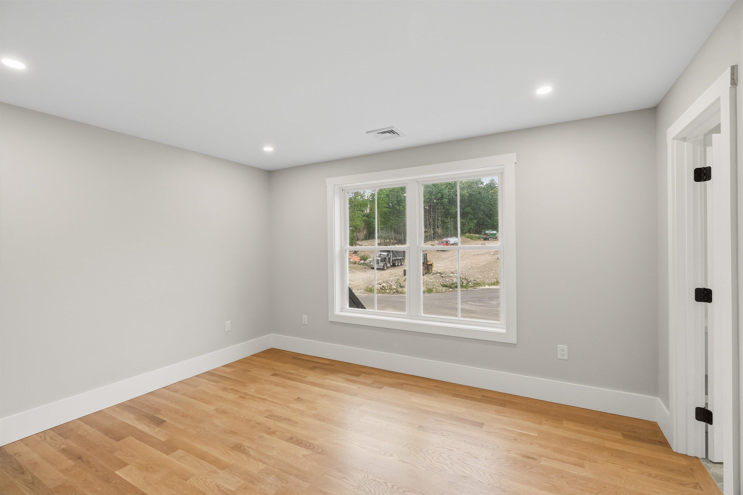 42 Canterbury Road. Pelham, NH 03076