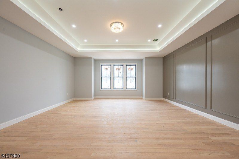 412 Gregory Rd. Paramus, NJ 07652