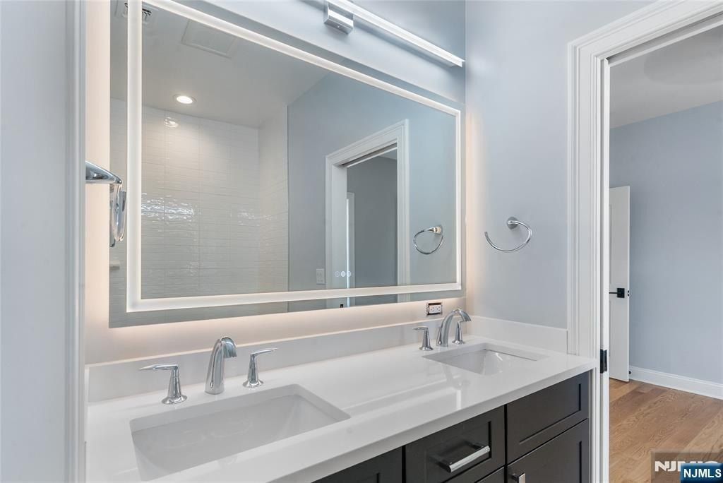 382 5Th Avenue. Paterson, NJ 07514