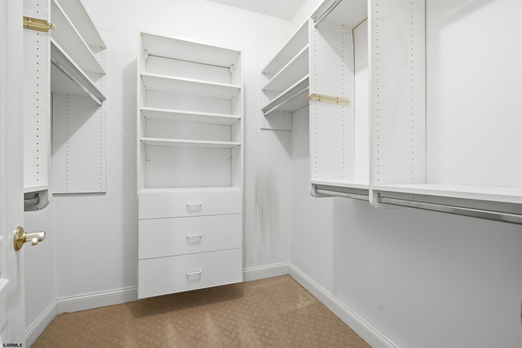 344 Sunflower Dr. Egg Harbor Township, NJ 08234