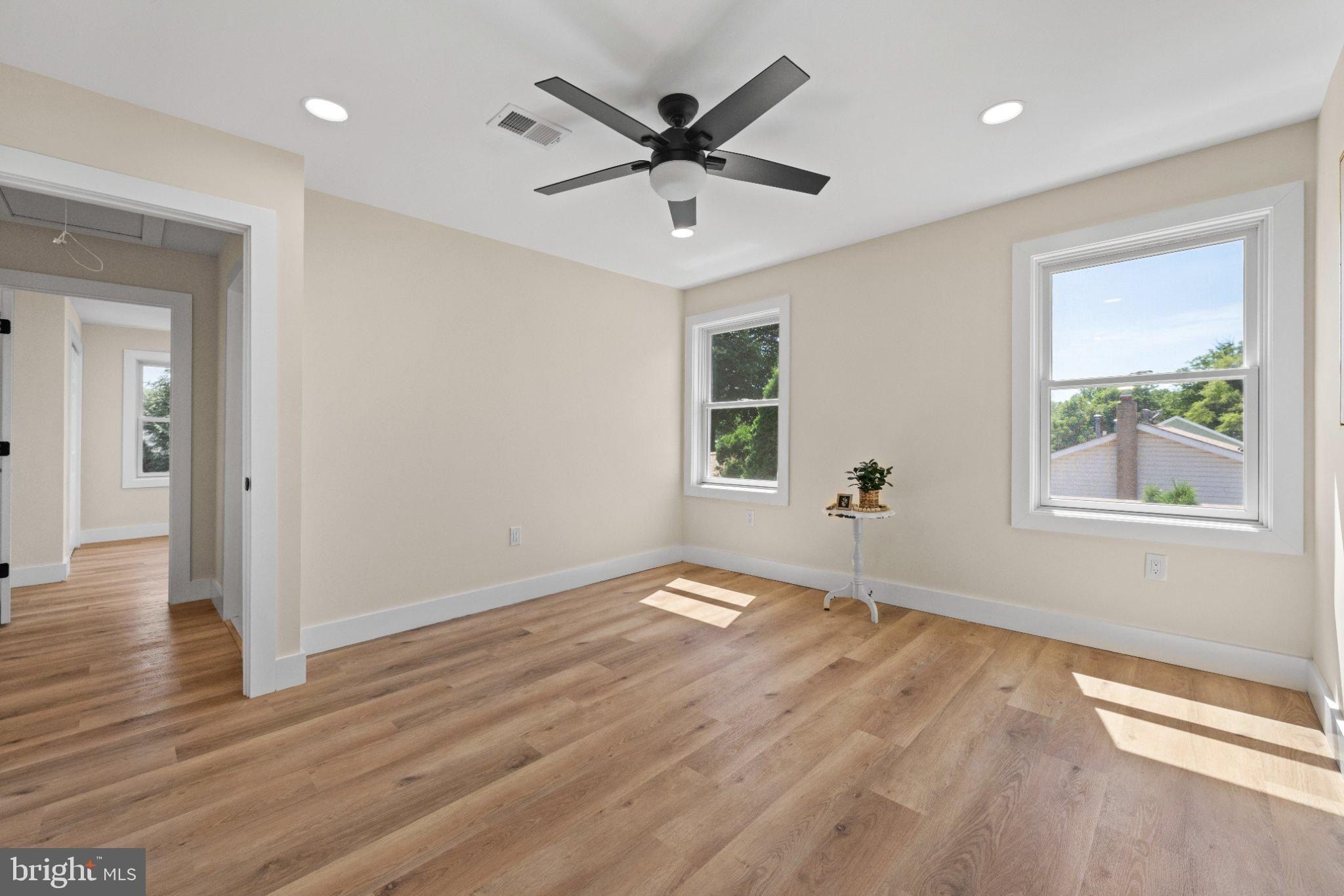 128 Oberlin Road. Pennsville, NJ 08070