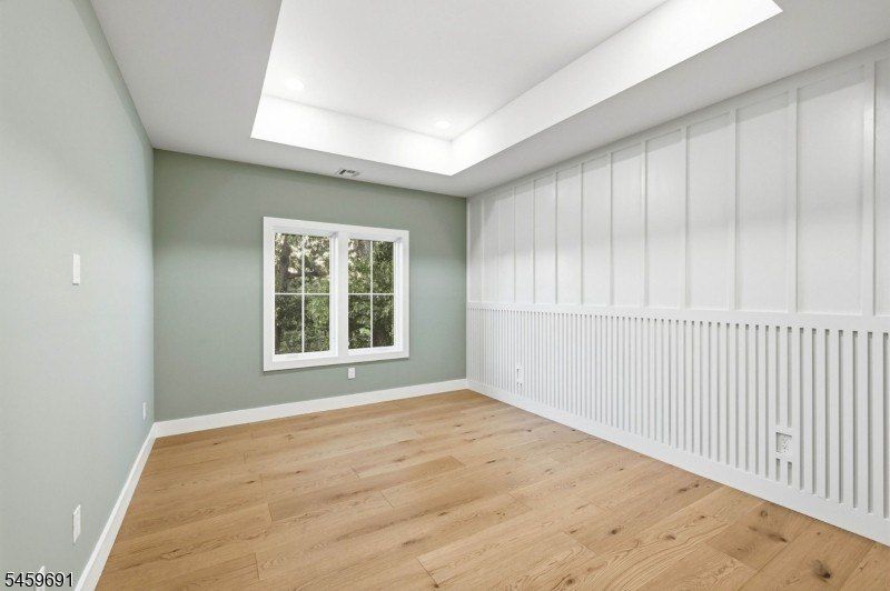 190 Laurel Ave. Livingston, NJ 07039