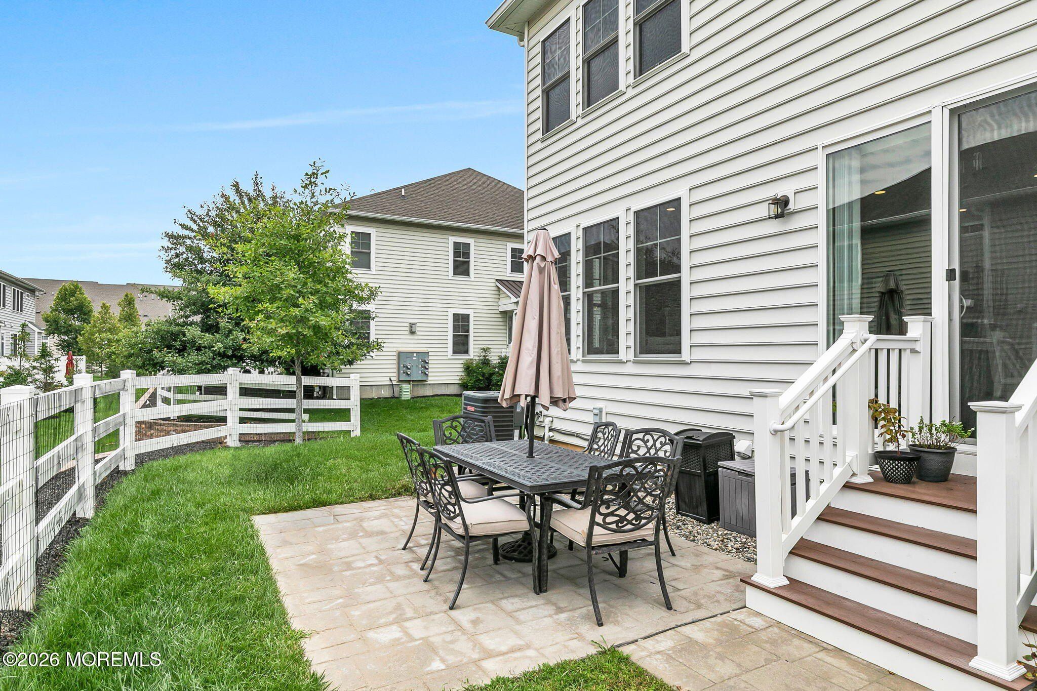 48 Eckert Drive. Lincroft, NJ 07738