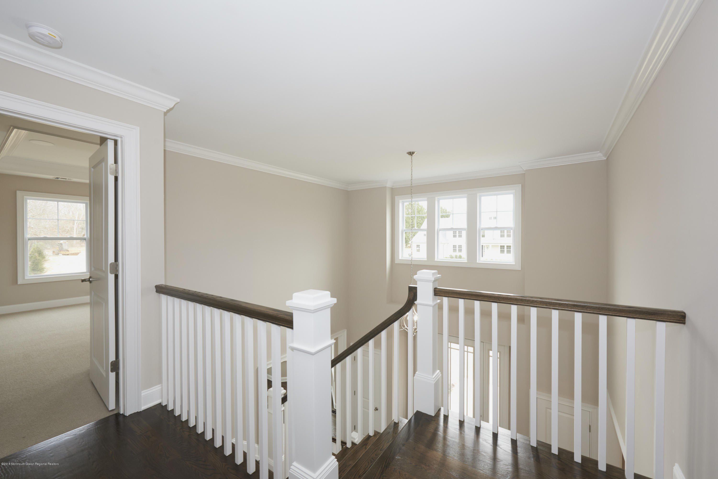 3 Barrington Court. Holmdel, NJ 07733
