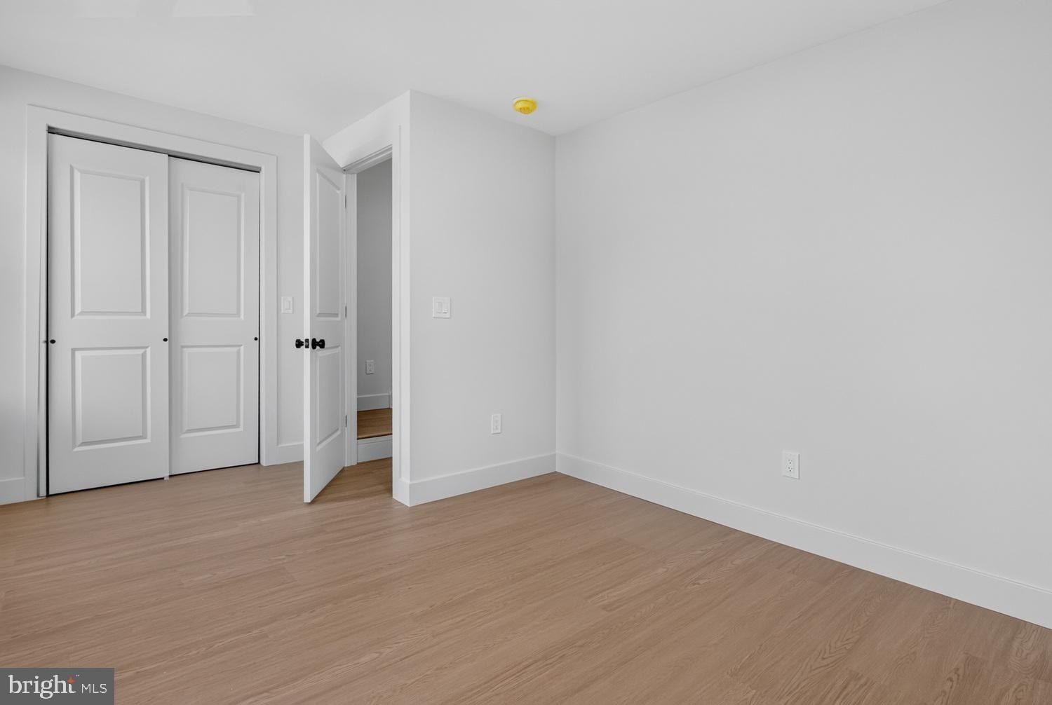 2316 Columbia Avenue. Ewing Township, NJ 08638
