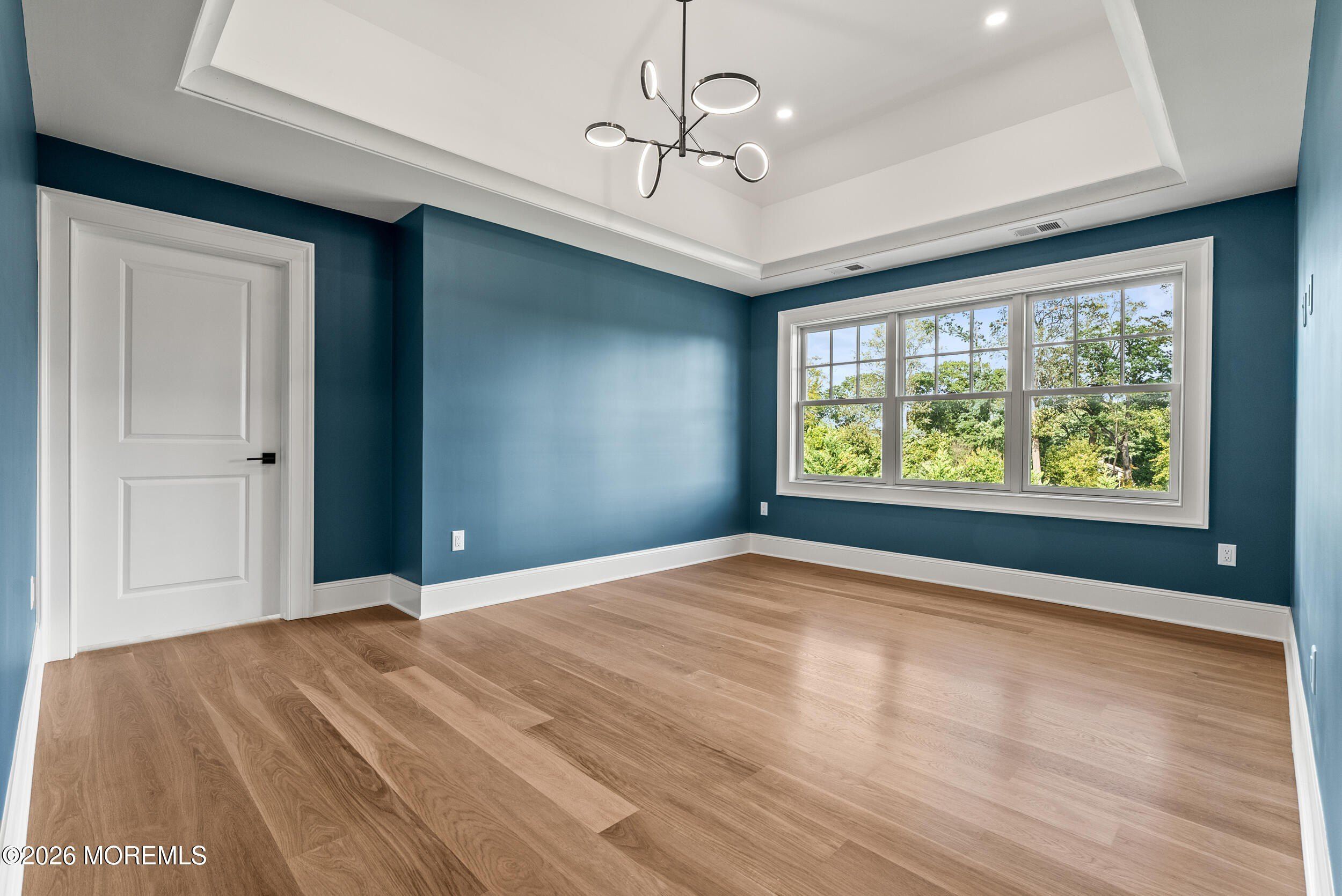 8 Buchhop Lane. Red Bank, NJ 07701