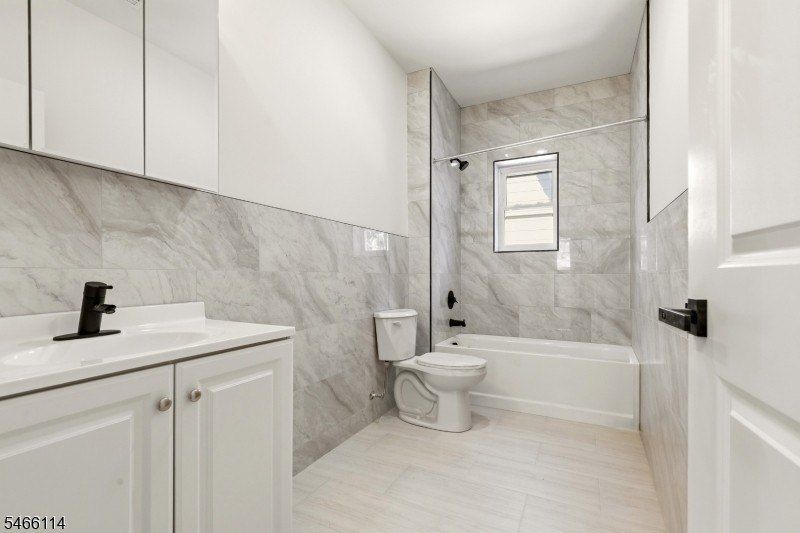 64 Lyons Ave. Newark, NJ 07112