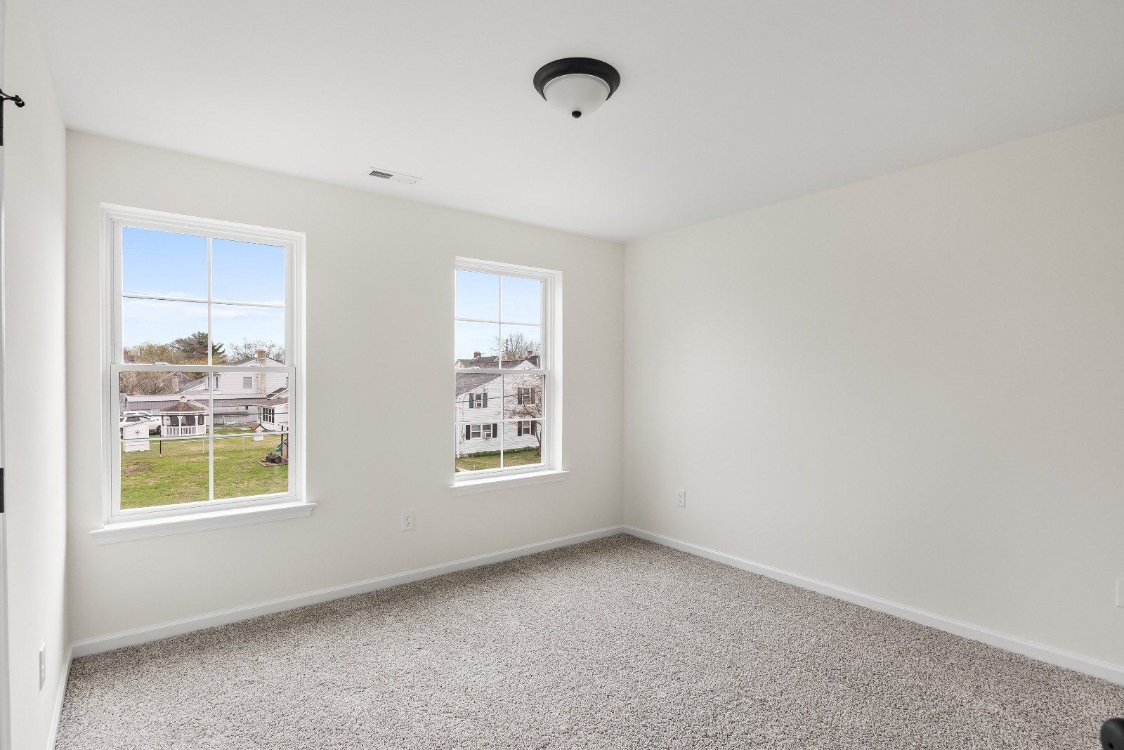 15 String Street. Alloway, NJ 08001