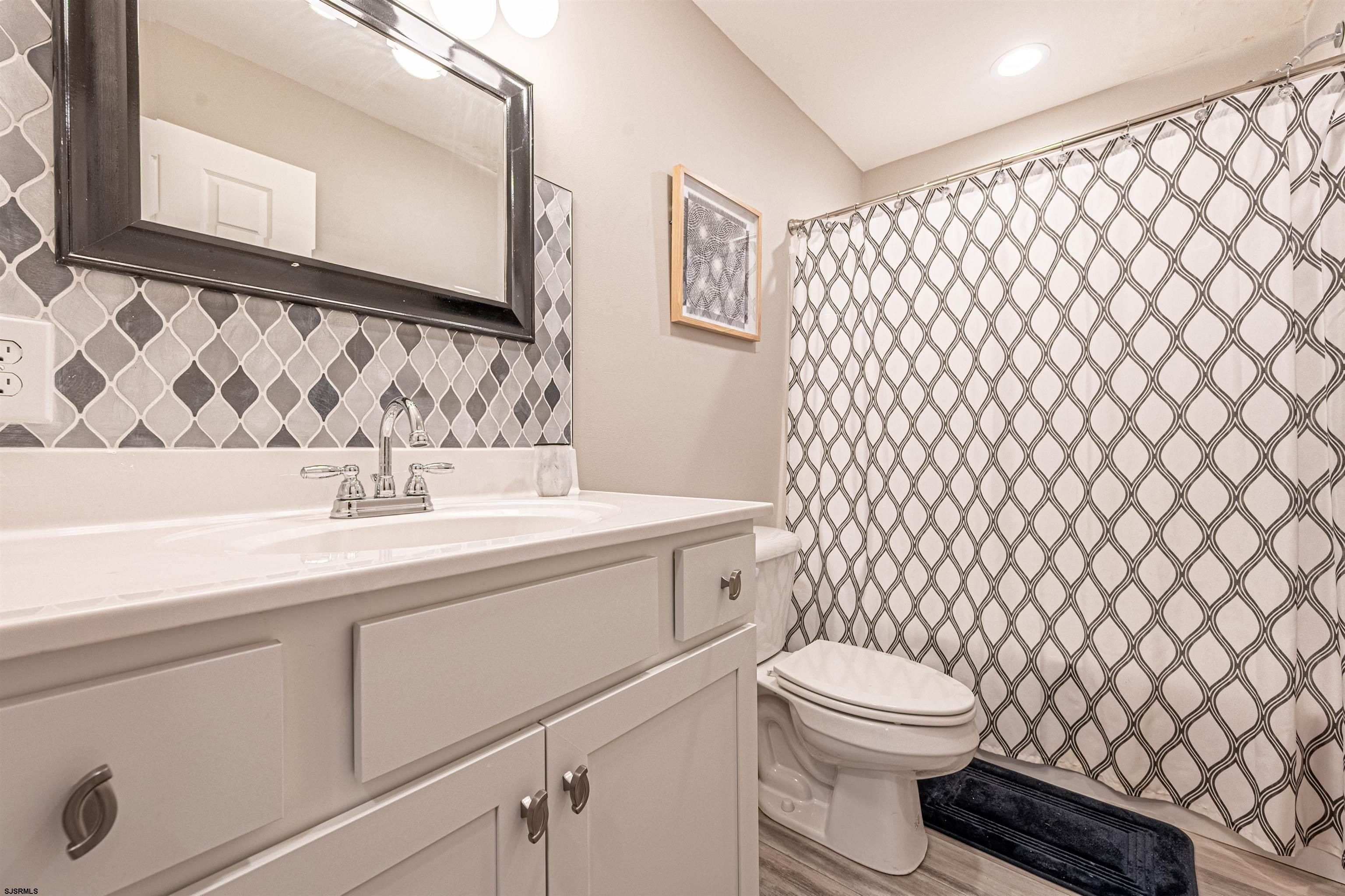 100 N Massachusetts Ave. Atlantic City, NJ 08401