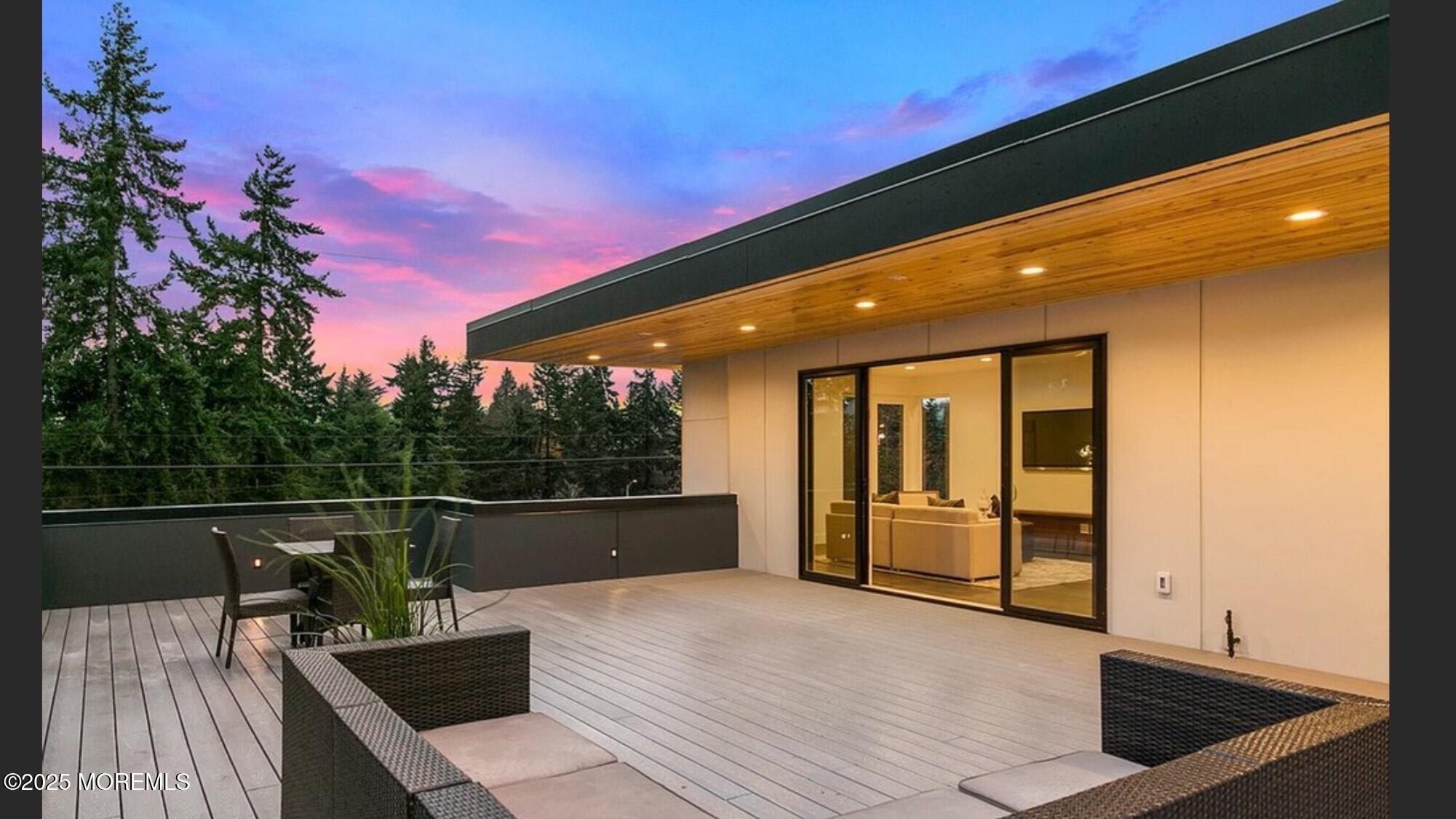 23 Royal Drive. Brick, NJ 08723